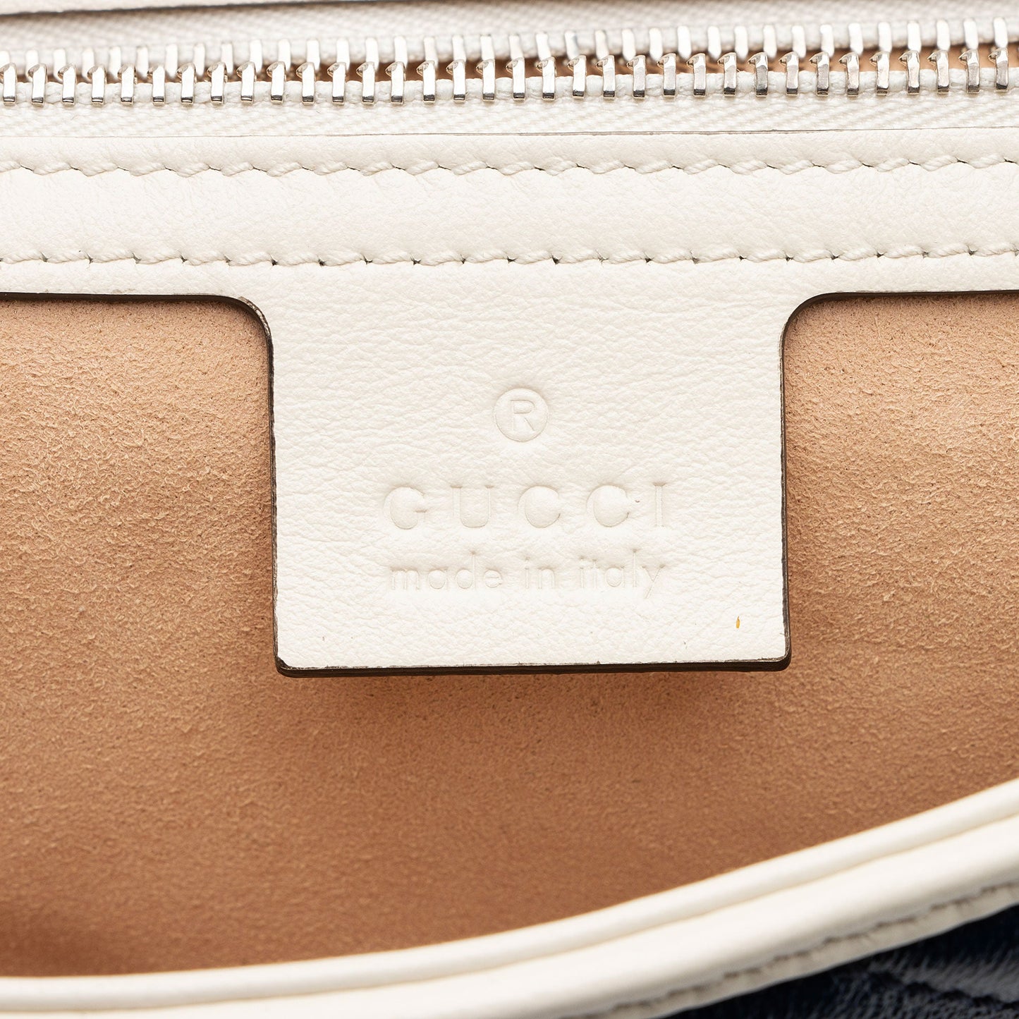Gucci Matelasse Leather Torchon GG Marmont Small Flap Bag (SHF-UvP9FL)