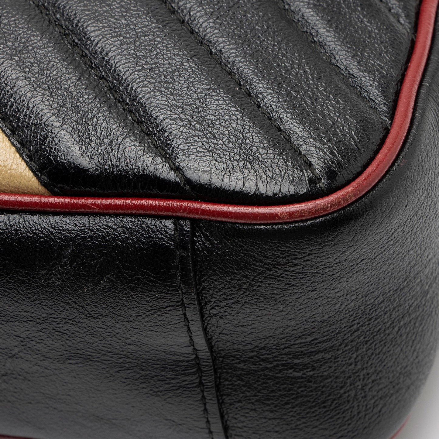 Gucci Matelasse Leather Torchon GG Marmont Small Flap Bag (SHF-fNtxDP)