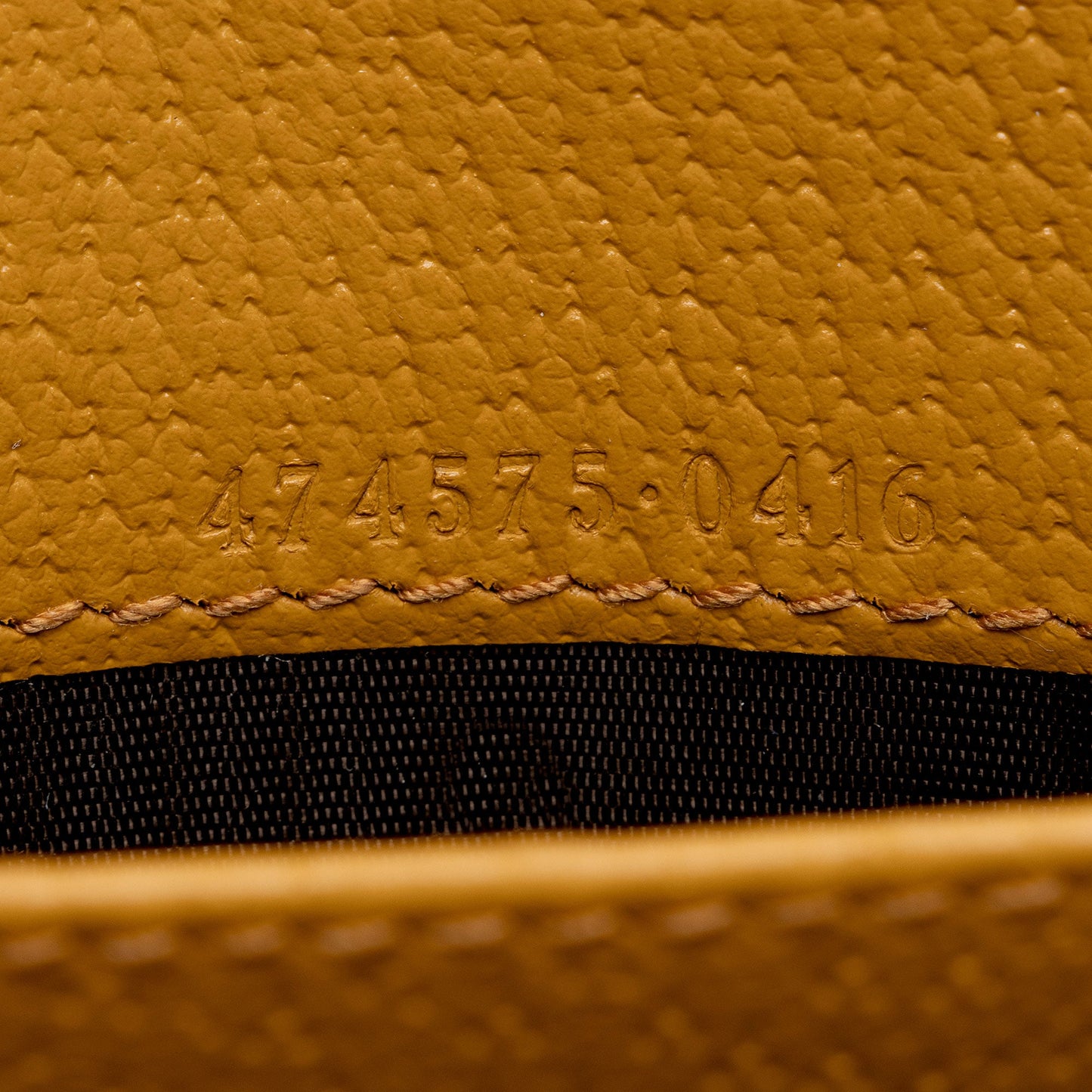 Gucci Matelasse Raffia GG Marmont Mini Wallet on Chain Bag (SHF-voc2lF)