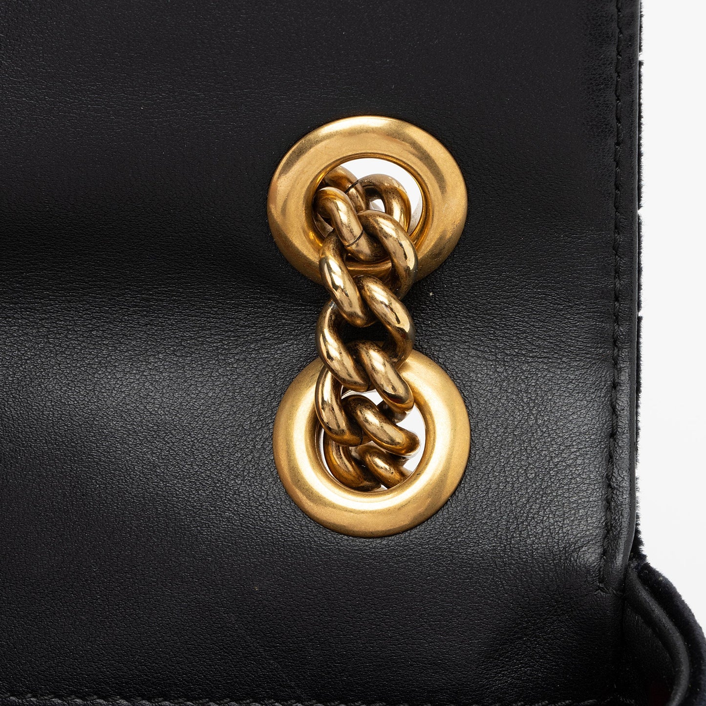 Gucci Matelasse Velvet GG Marmont Small Flap Shoulder Bag (SHF-cGU4RL)