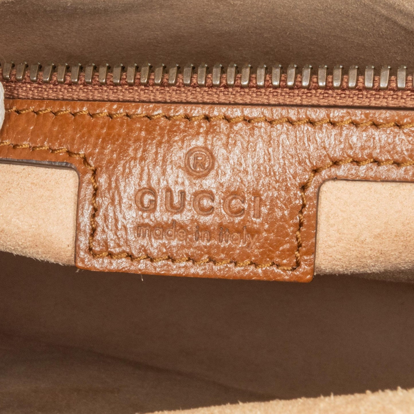 Gucci Maxi Diana Satchel (SHG-aJZhWc)