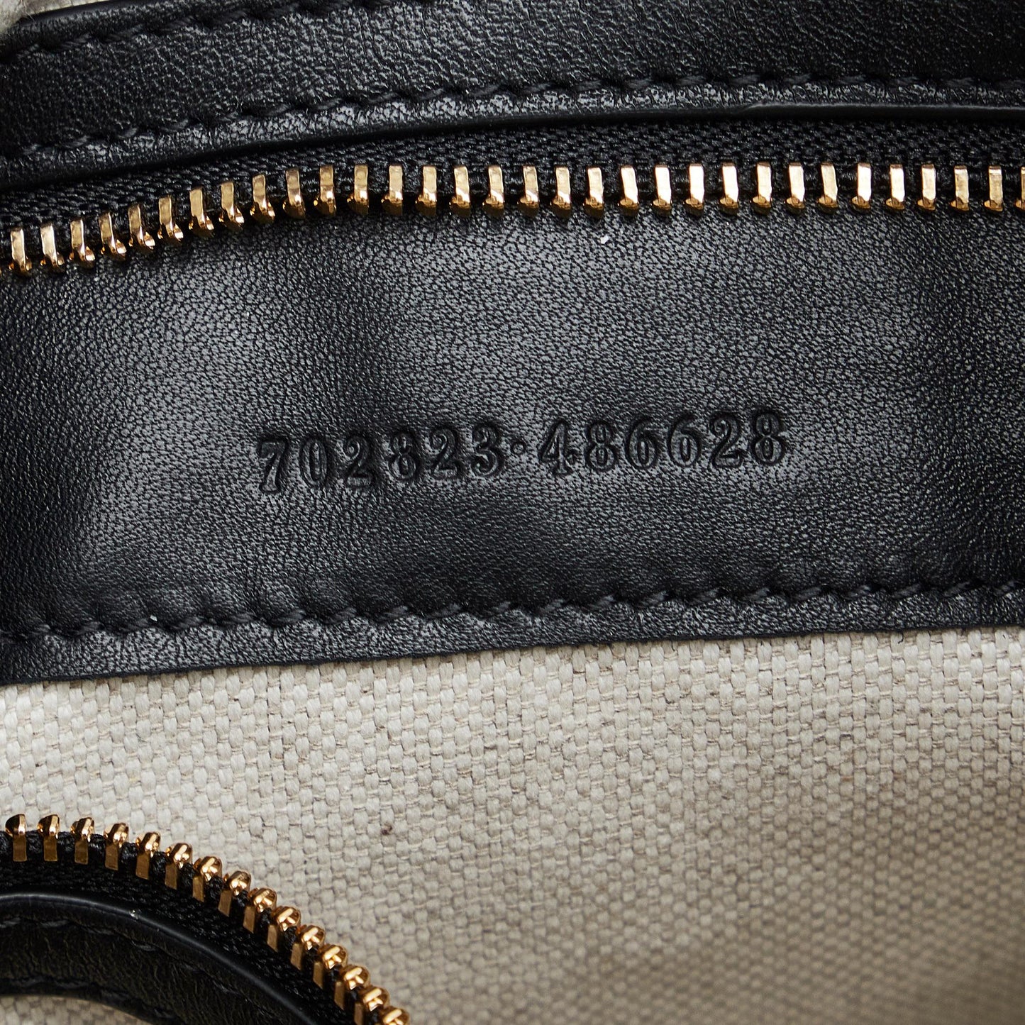Gucci Medium Attache Crossbody (SHG-2hlS8A)
