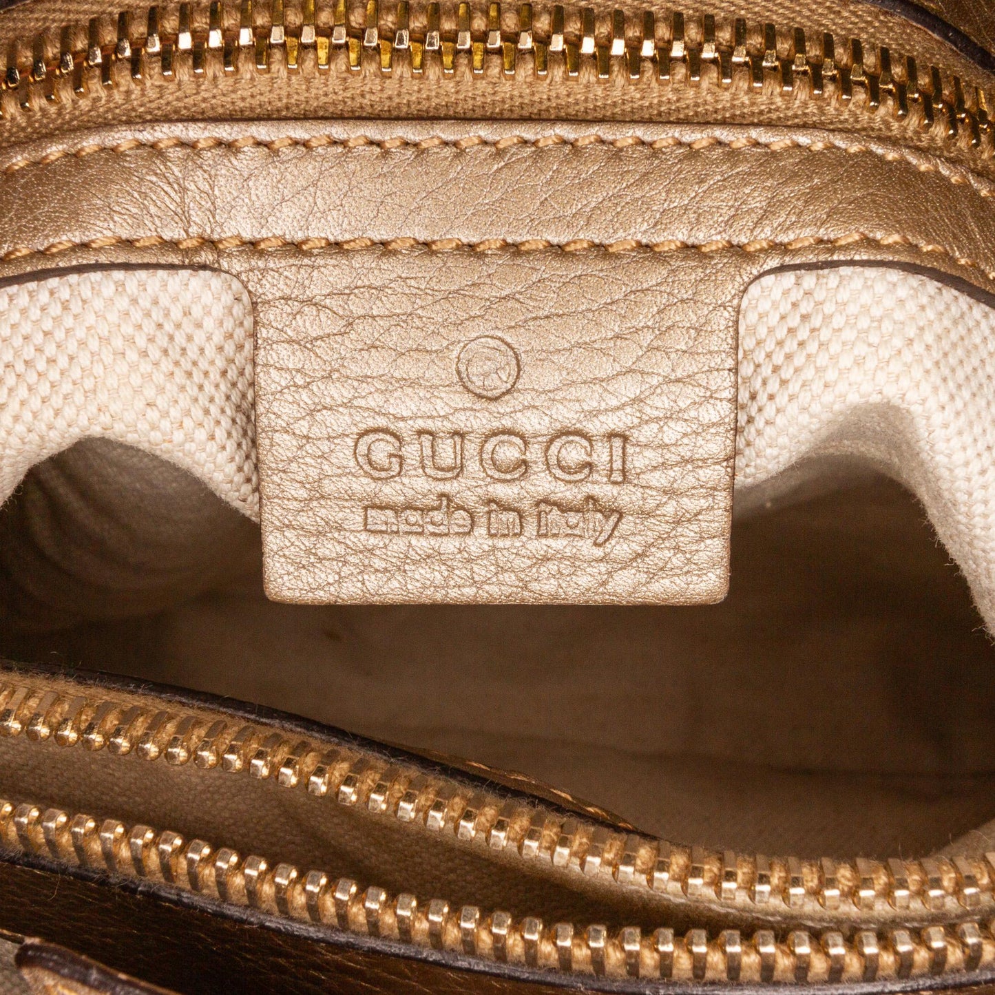 Gucci Medium Bamboo Shopper (SHG-Np2Vq9)