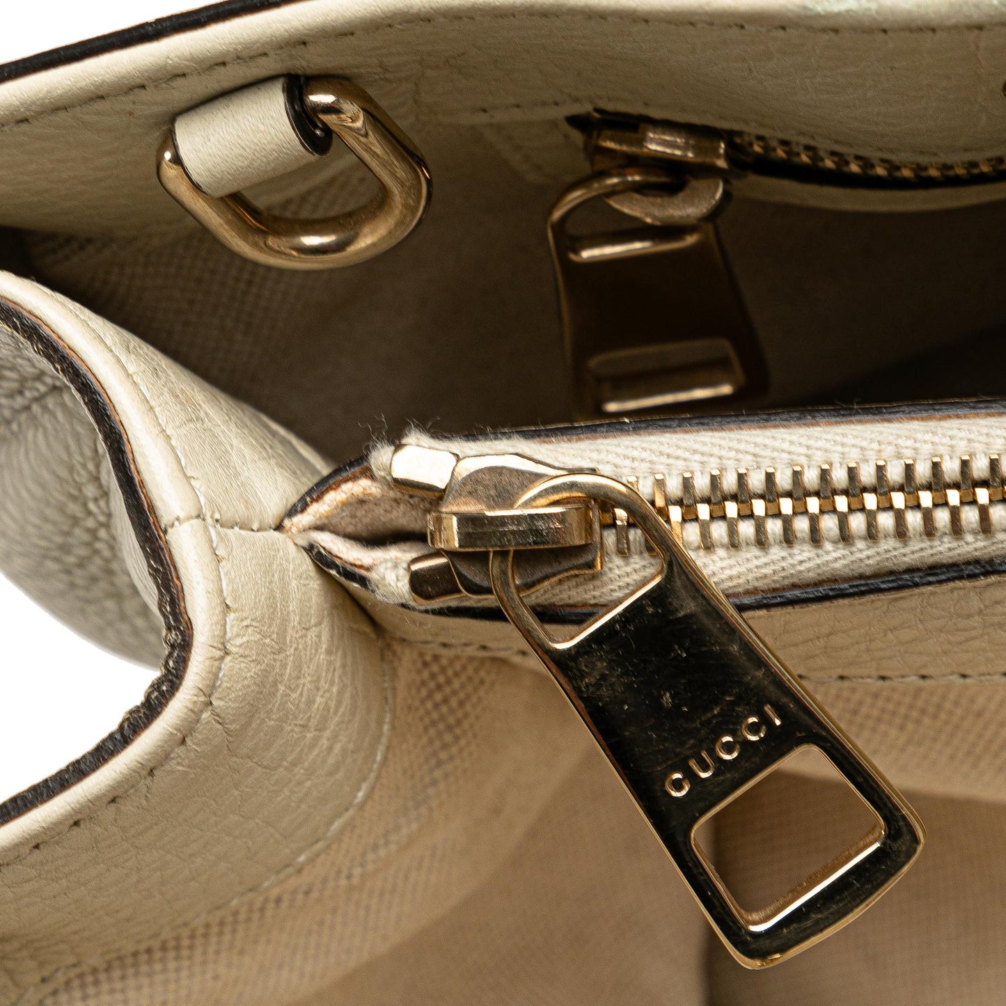 Gucci Medium Bamboo Shopper (SHG-rpDfrP)