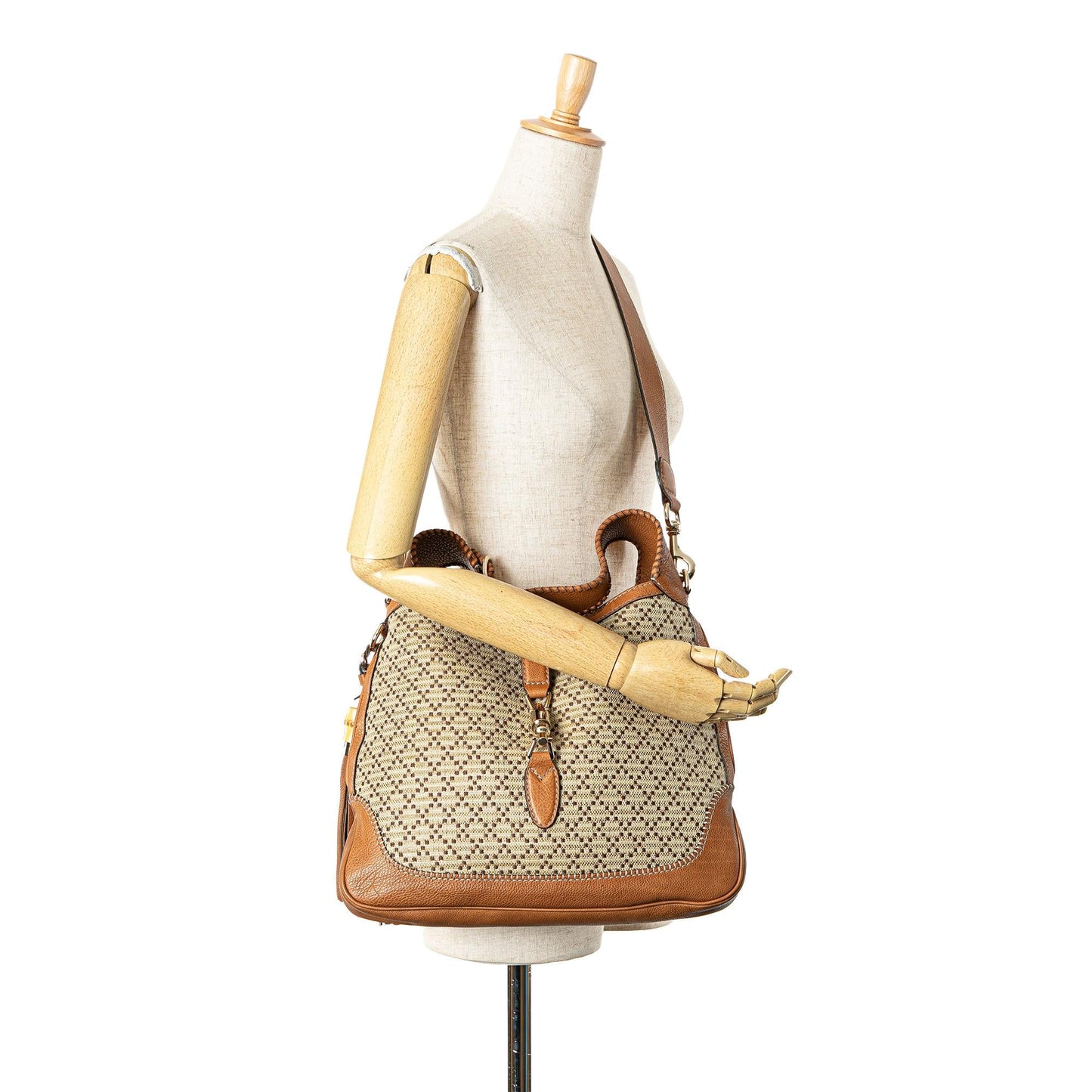 Gucci Medium Diamante Canvas New Jackie Satchel (SHG-dVxme5)