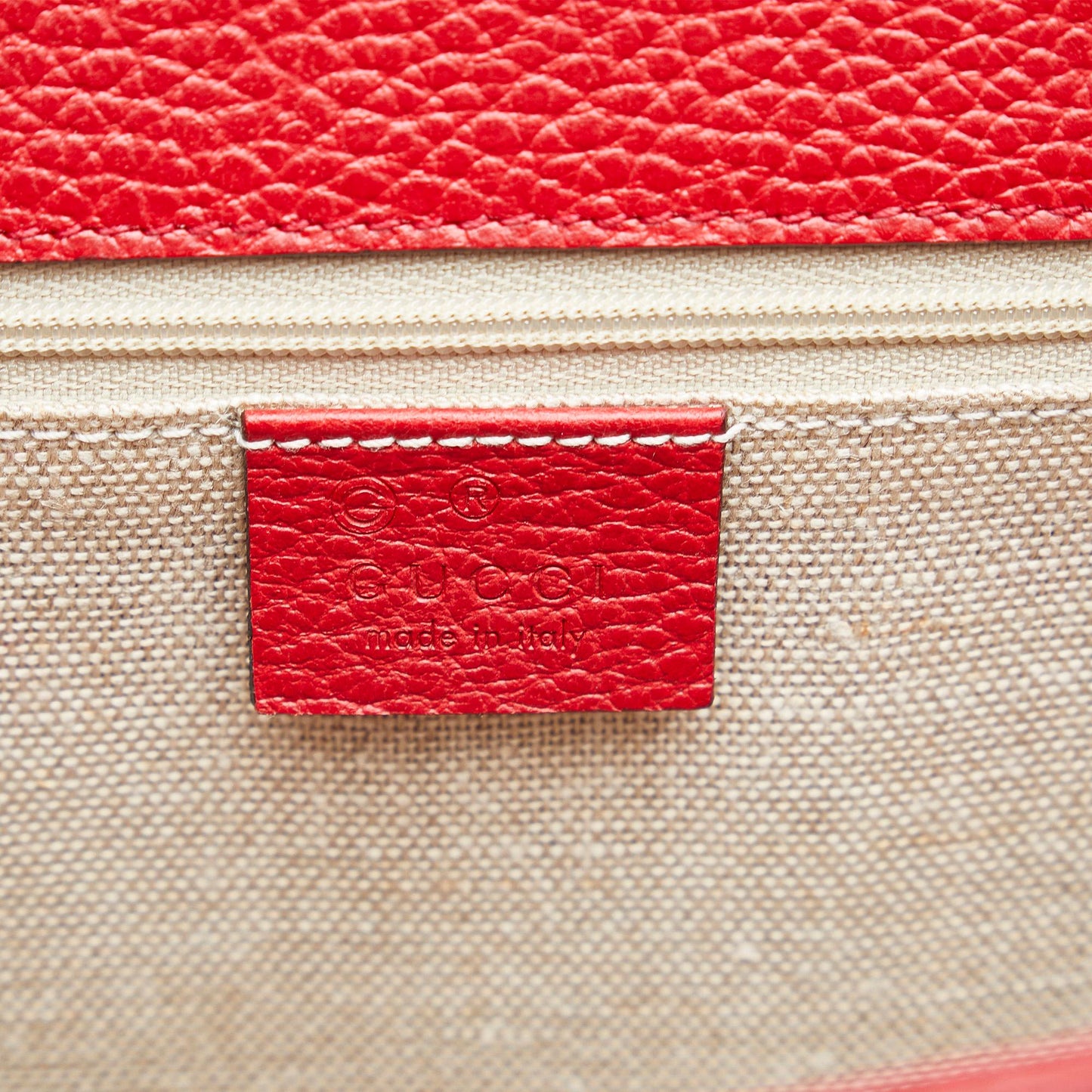 Gucci Medium Dollar Interlocking G Crossbody Bag (SHG-lJaoke)