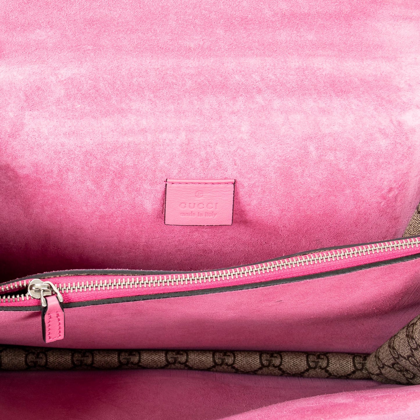 Gucci Medium Embellished GG Supreme Dionysus Shoulder Bag (SHG-A3io5I)
