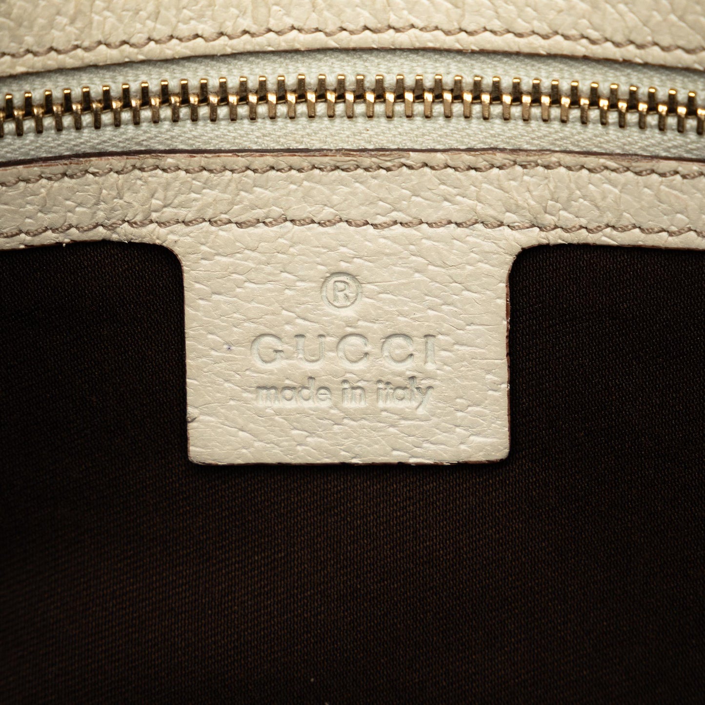 Gucci Medium GG Canvas Charmy Hobo (SHG-ZQzwN6)