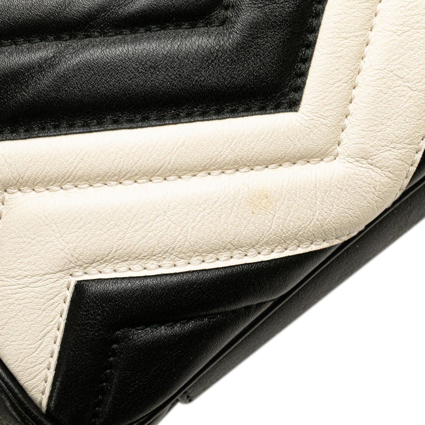 Gucci Medium GG Marmont Matelasse Leather Chain Shoulder Bag