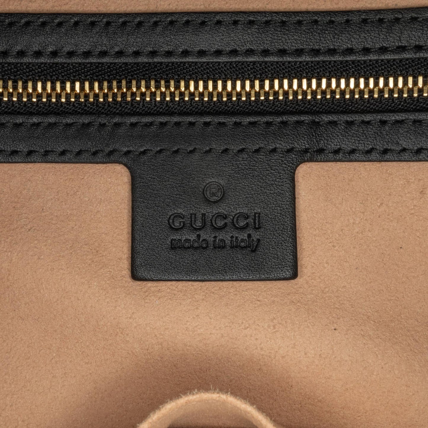 Gucci Medium GG Supreme Bees Padlock Tote (SHG-Gj3oC3)