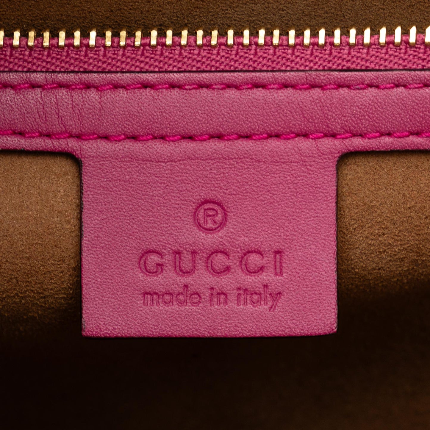 Gucci Medium GG Supreme Convertible Tote (SHG-q7msyO)