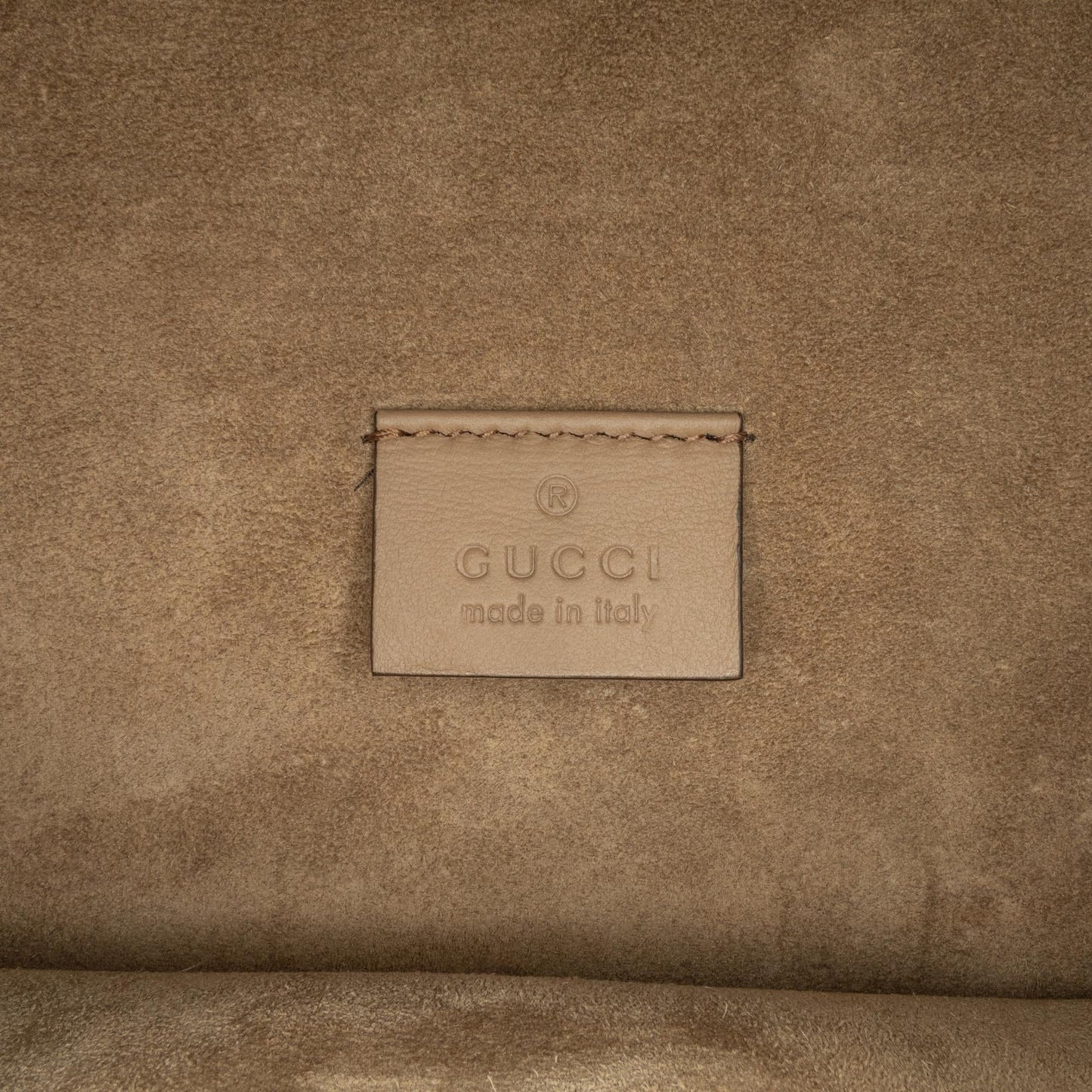 Gucci Medium GG Supreme Dionysus Shoulder Bag (SHG-BFHlBj)