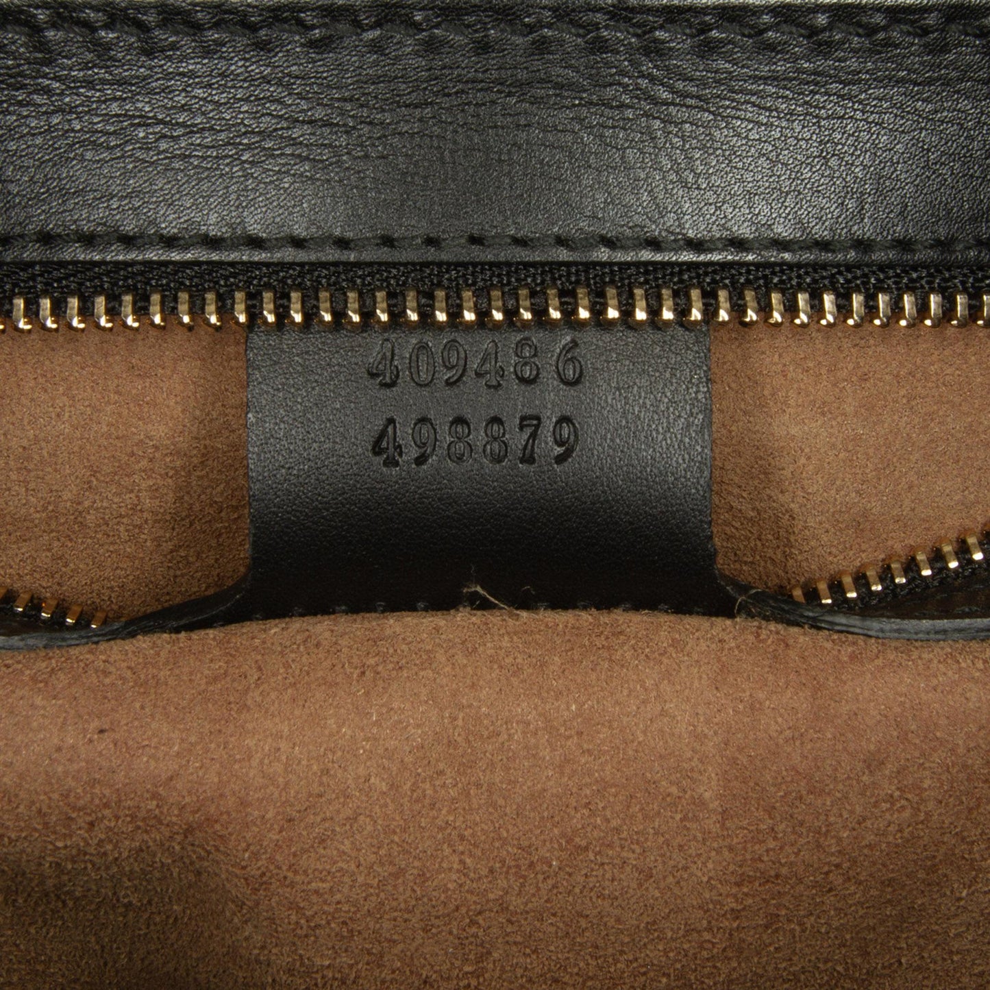 Gucci Medium GG Supreme Padlock Shoulder Bag (SHG-KEUkjB)