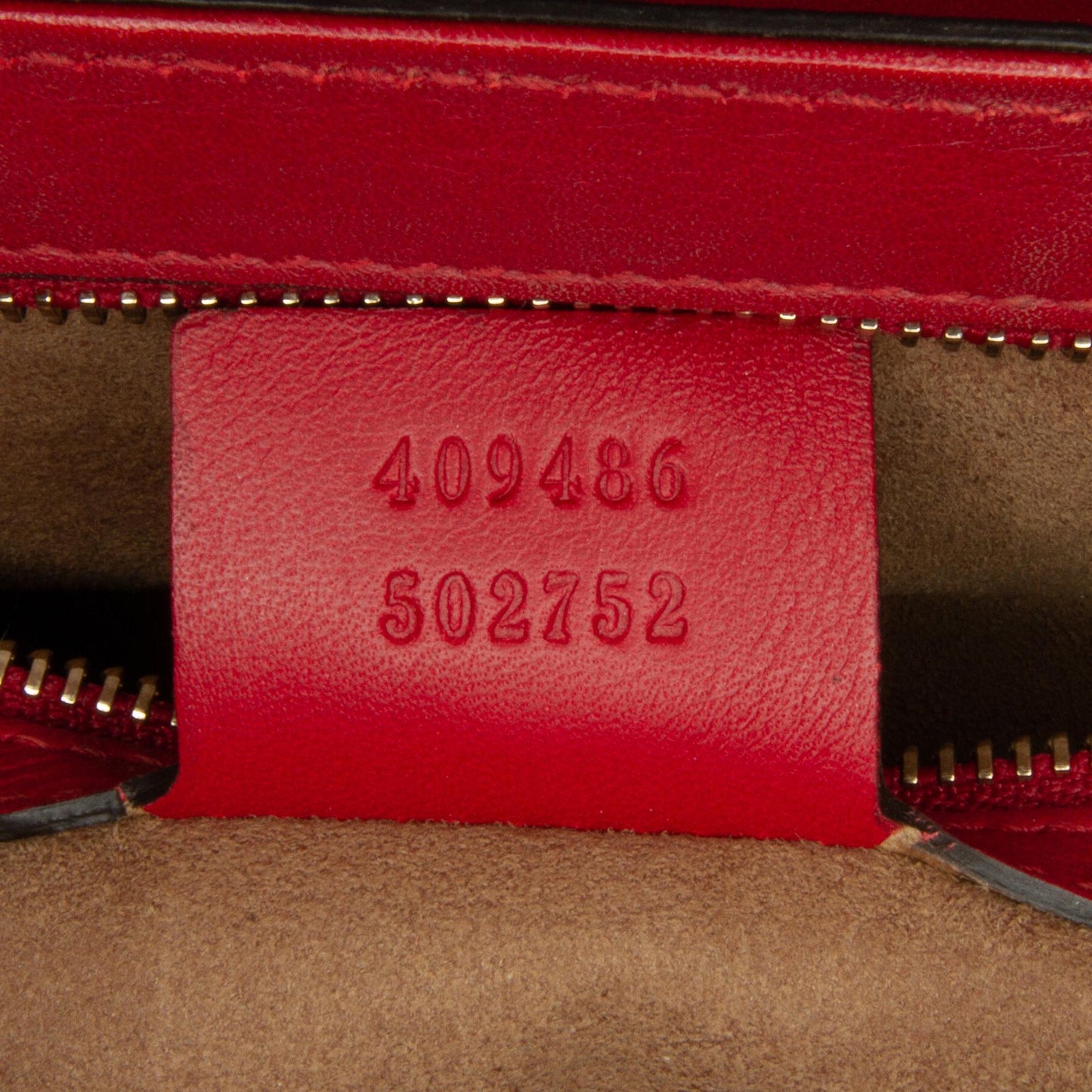 Gucci Medium GG Supreme Padlock Shoulder Bag (SHG-NsVRUv)