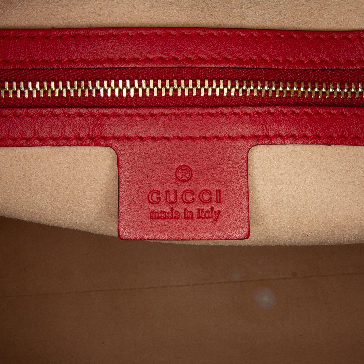 Gucci Medium GG Supreme Padlock Tote Bag (SHG-a8LoUy)