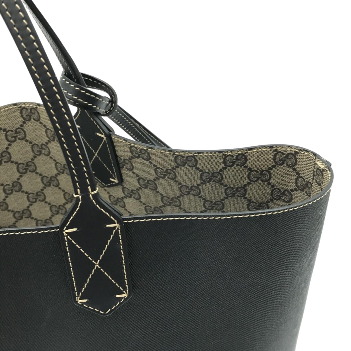 Gucci Medium GG Supreme Reversible Tote (SHG-JKZC4e)