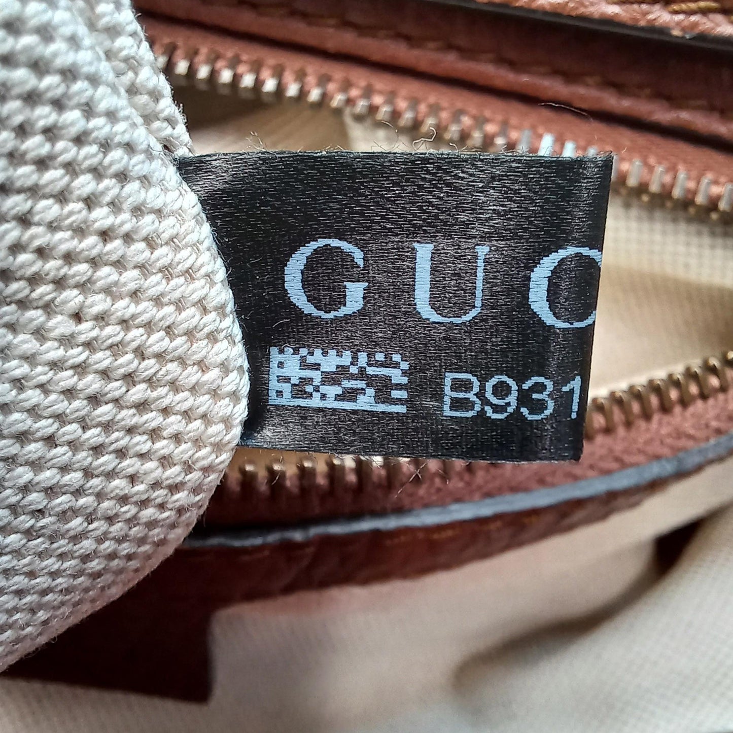 Gucci Medium Leather Ride Top Handle Bag (SHG-ZEr6xw)