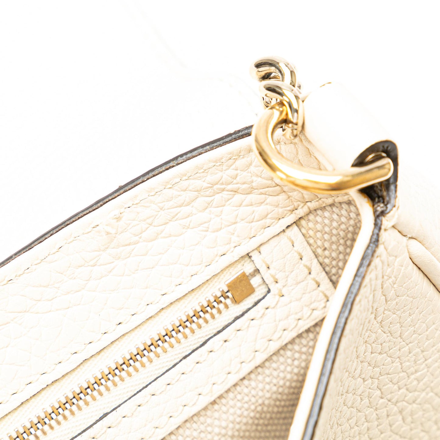 Gucci Medium Leather Soho Chain Flap Crossbody (SHG-4F65Xy)