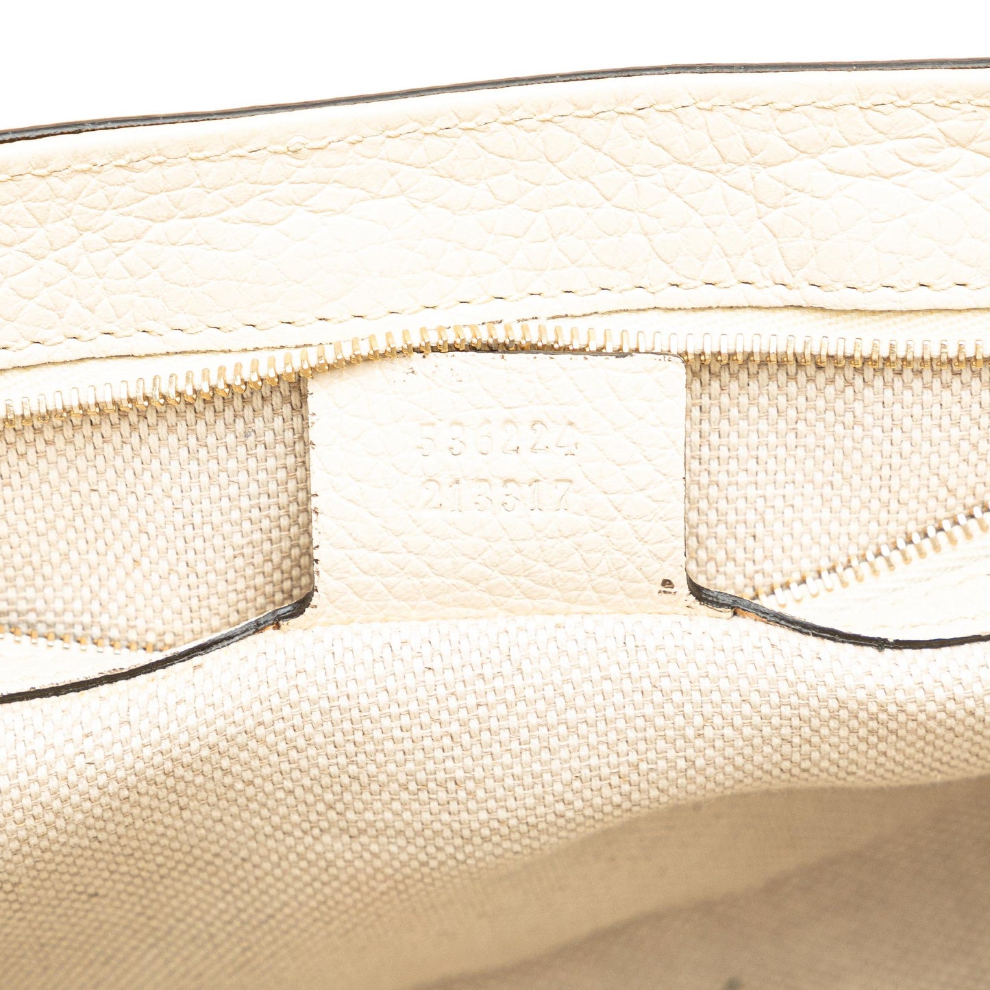 Gucci Medium Leather Soho Chain Flap Crossbody (SHG-4F65Xy)