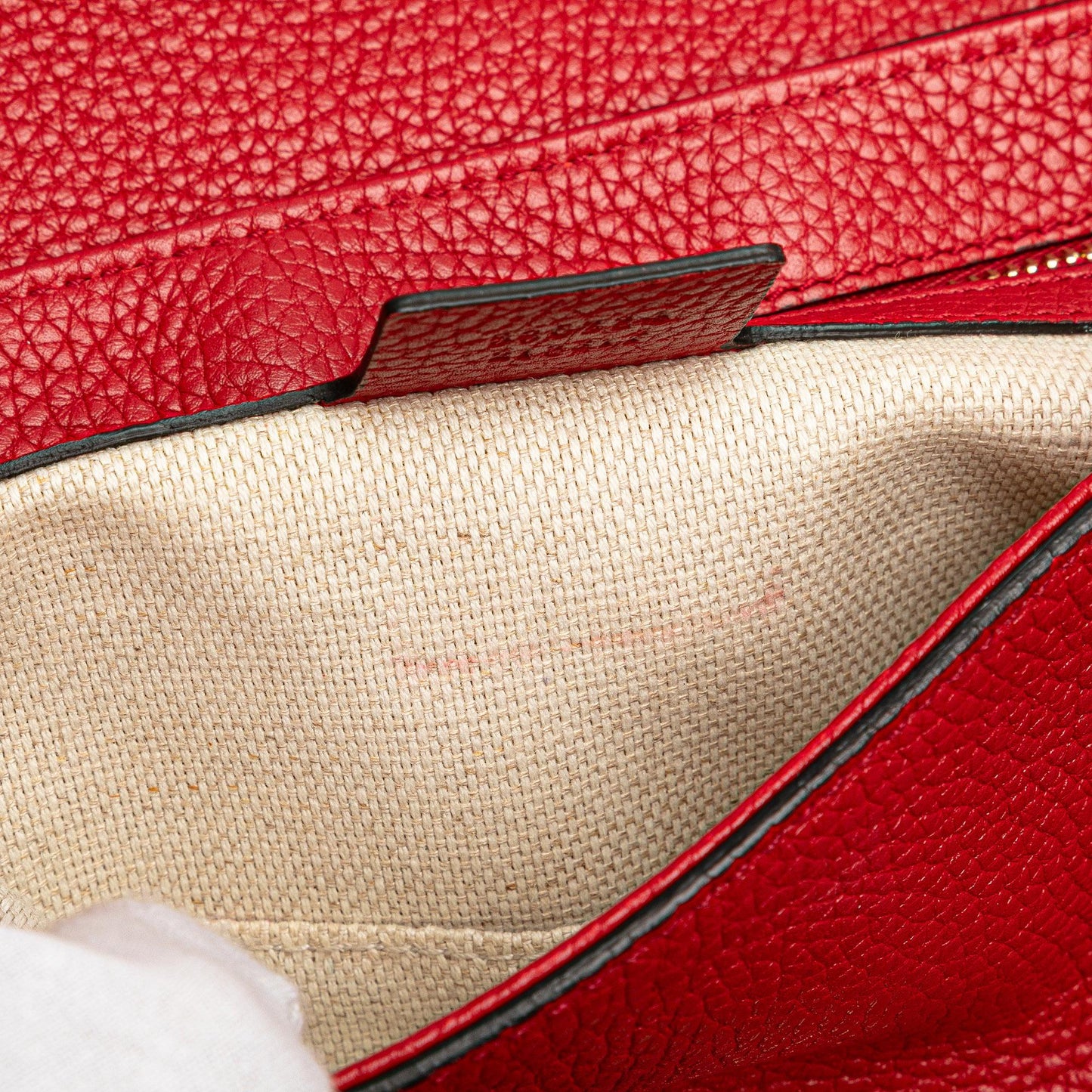 Gucci Medium Leather Soho Chain Flap Crossbody