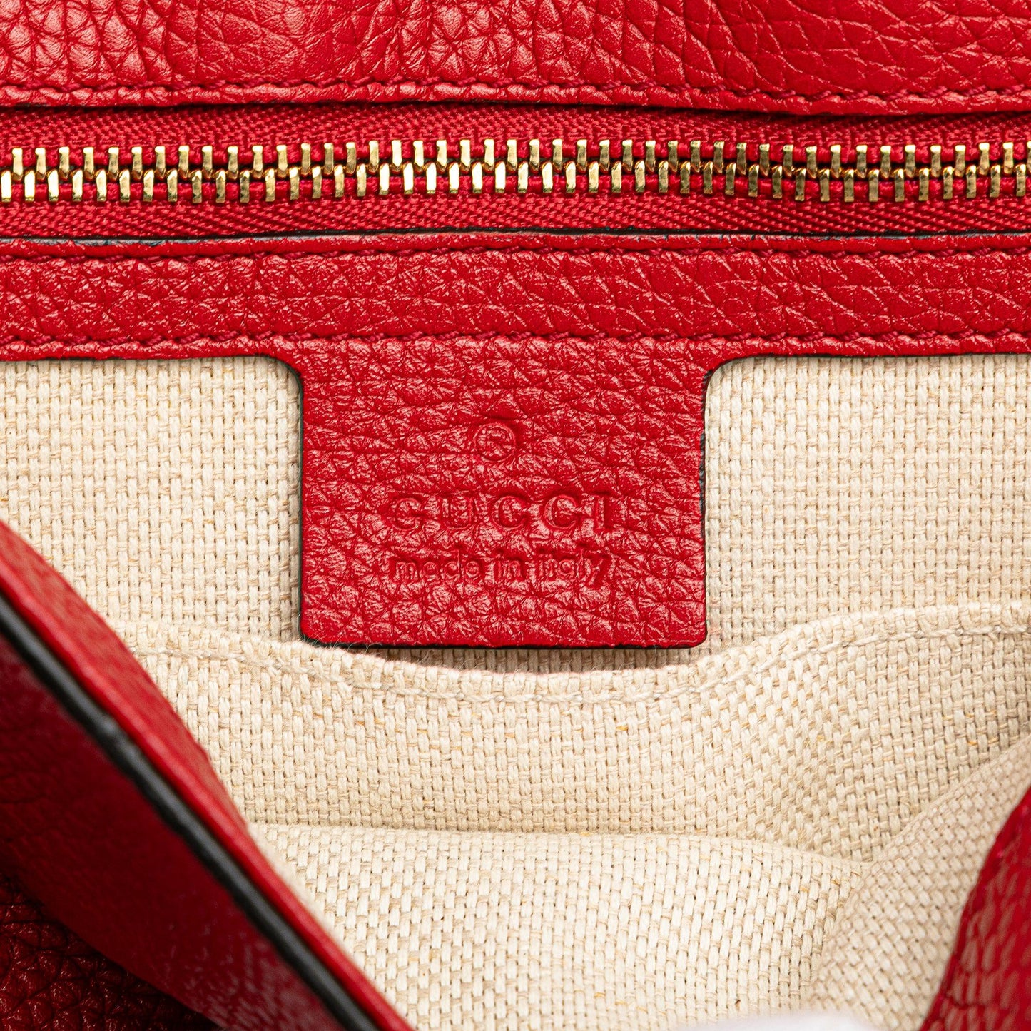 Gucci Medium Leather Soho Chain Flap Crossbody