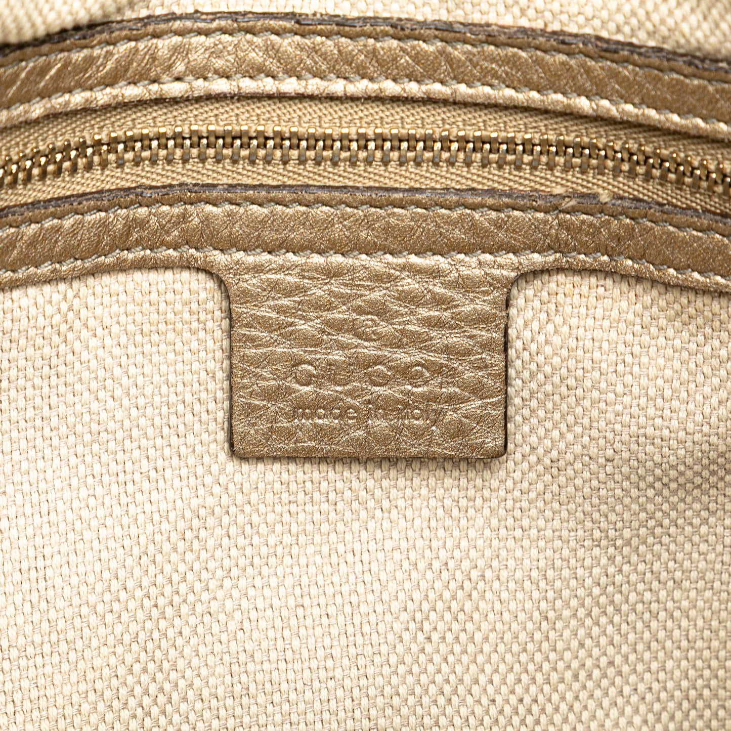 Gucci Medium Leather Soho Chain Tote