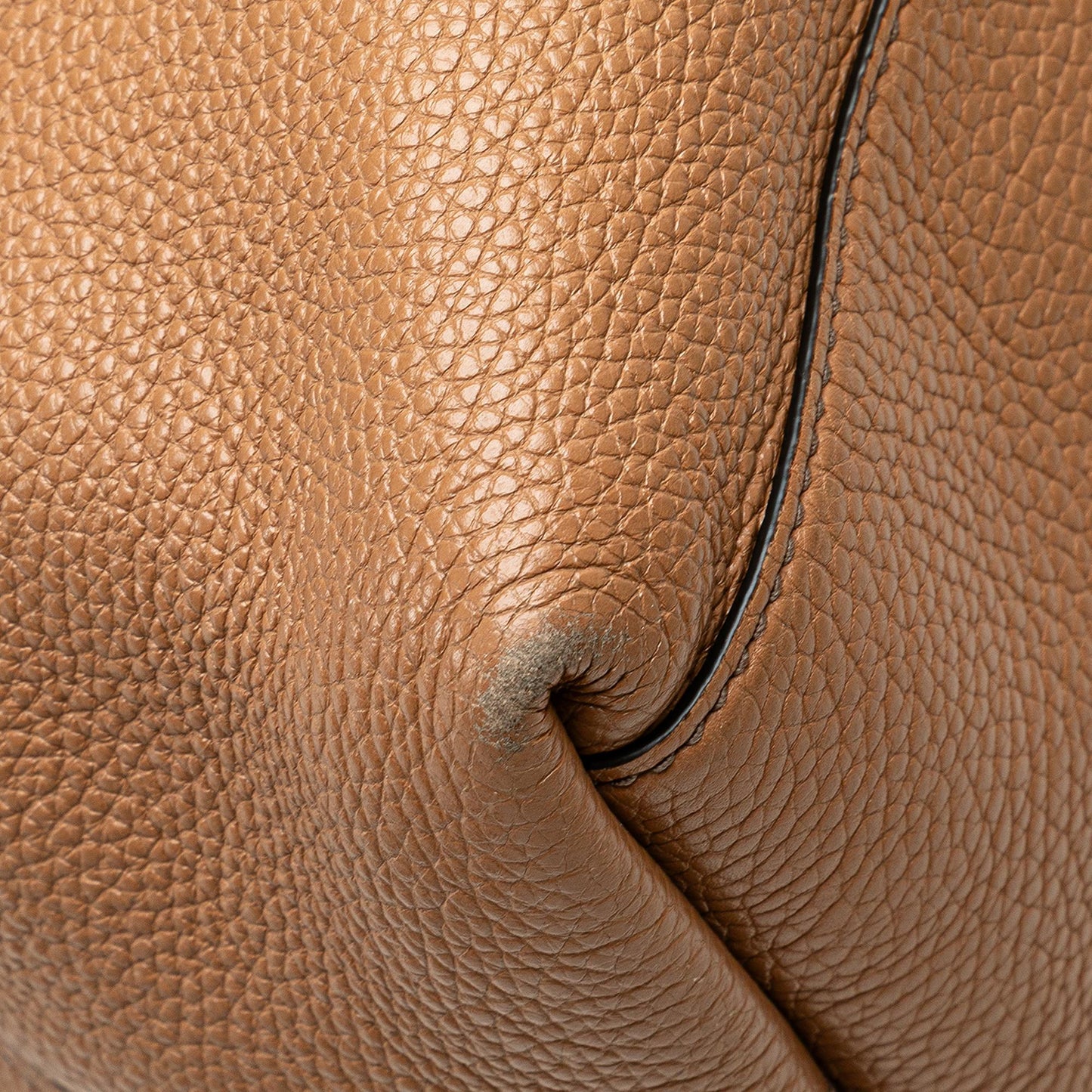 Gucci Medium Leather Soho Chain Tote