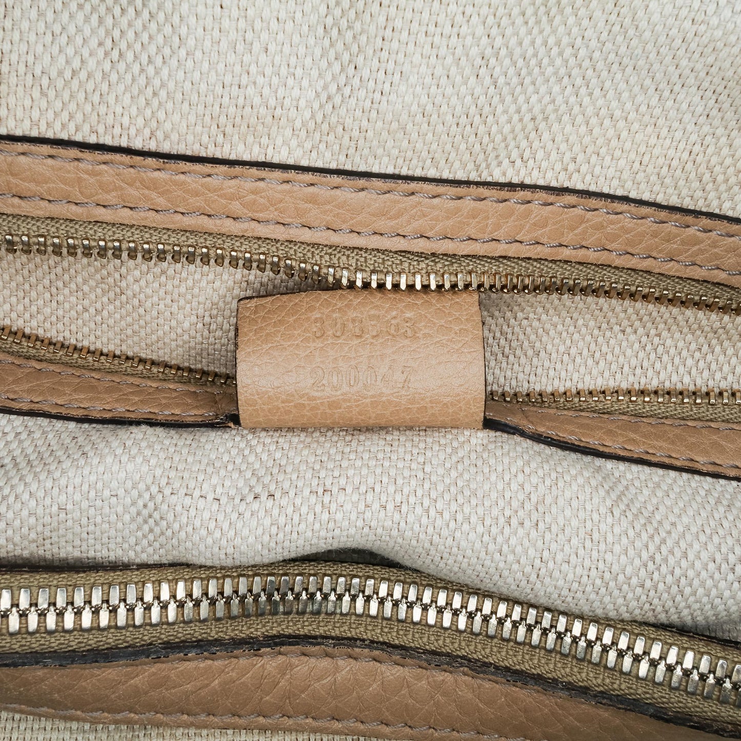 Gucci Medium Leather Soho Working Tote