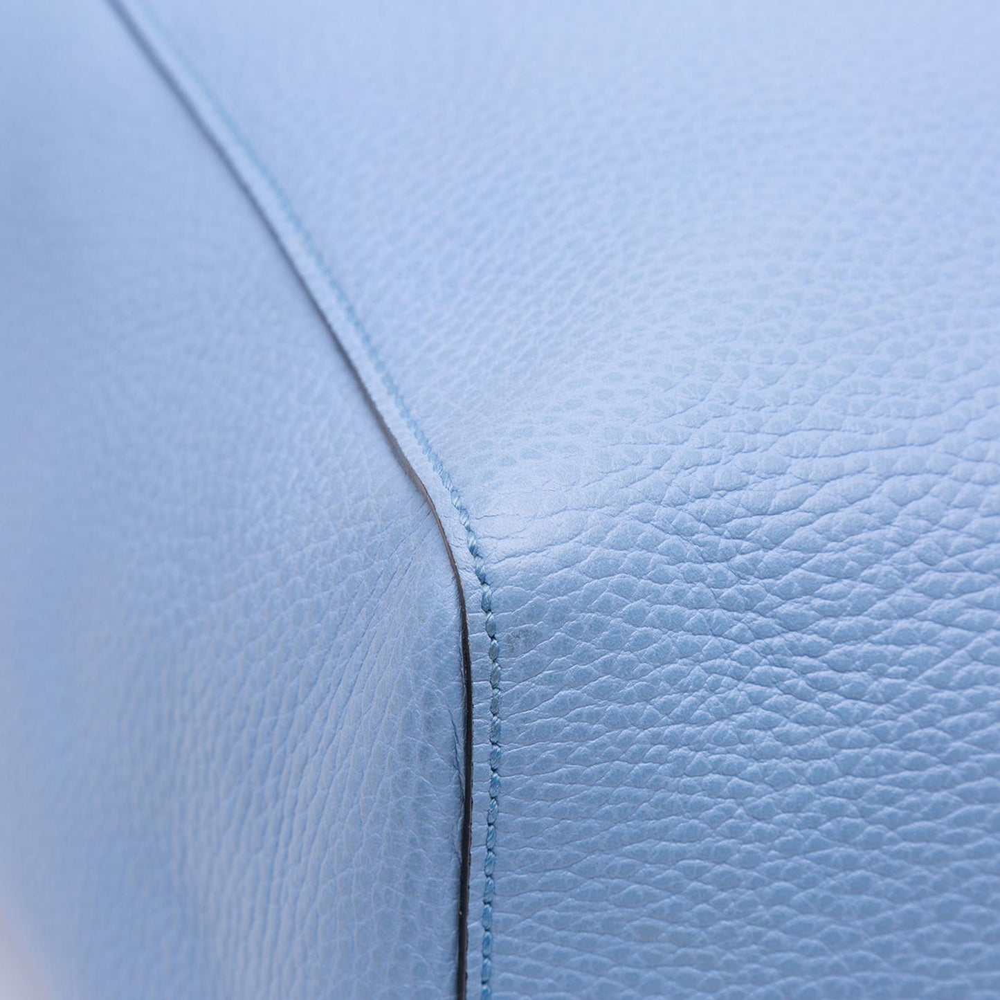 Gucci Medium Leather Swing Tote
