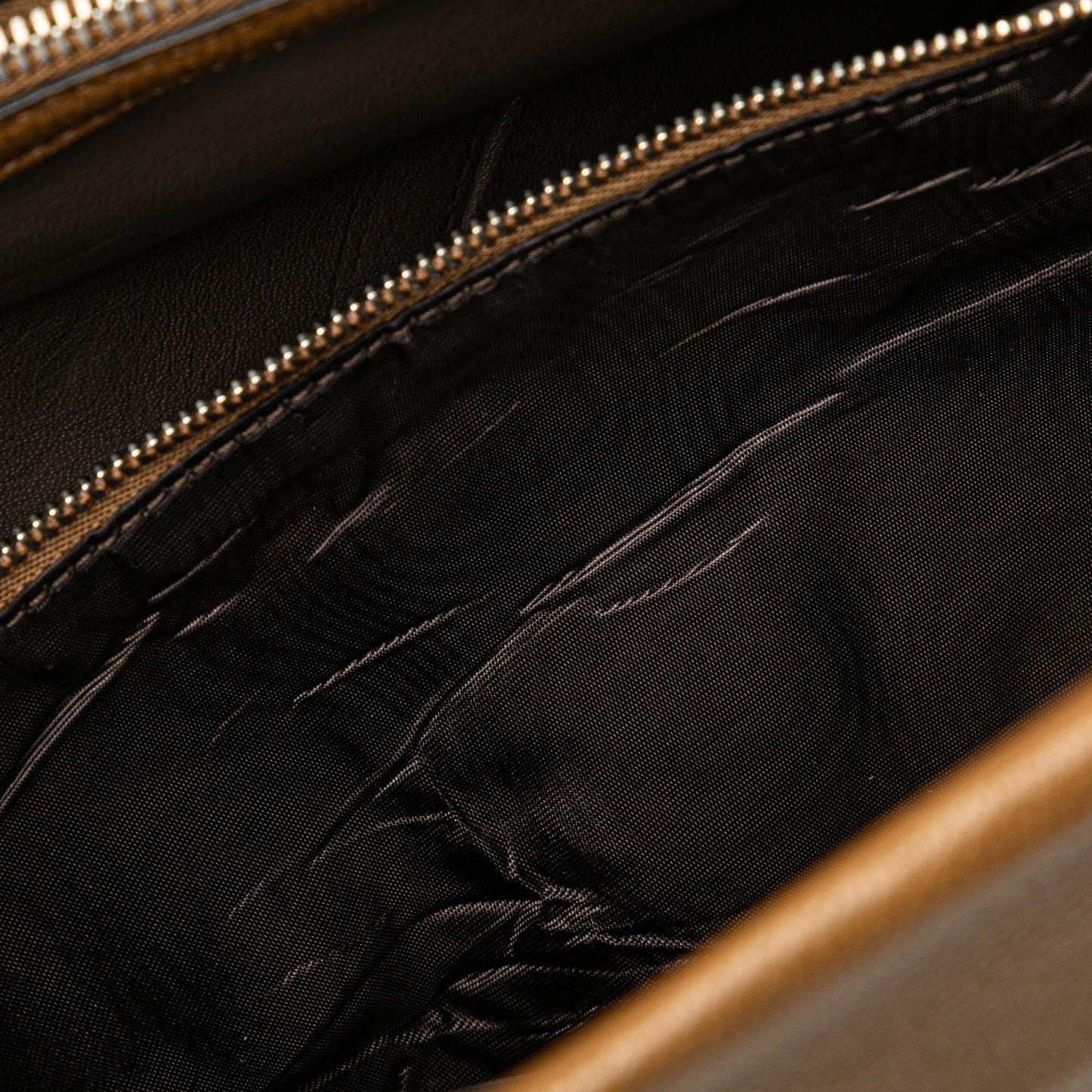 Gucci Medium Leather Zumi Top Handle Bag
