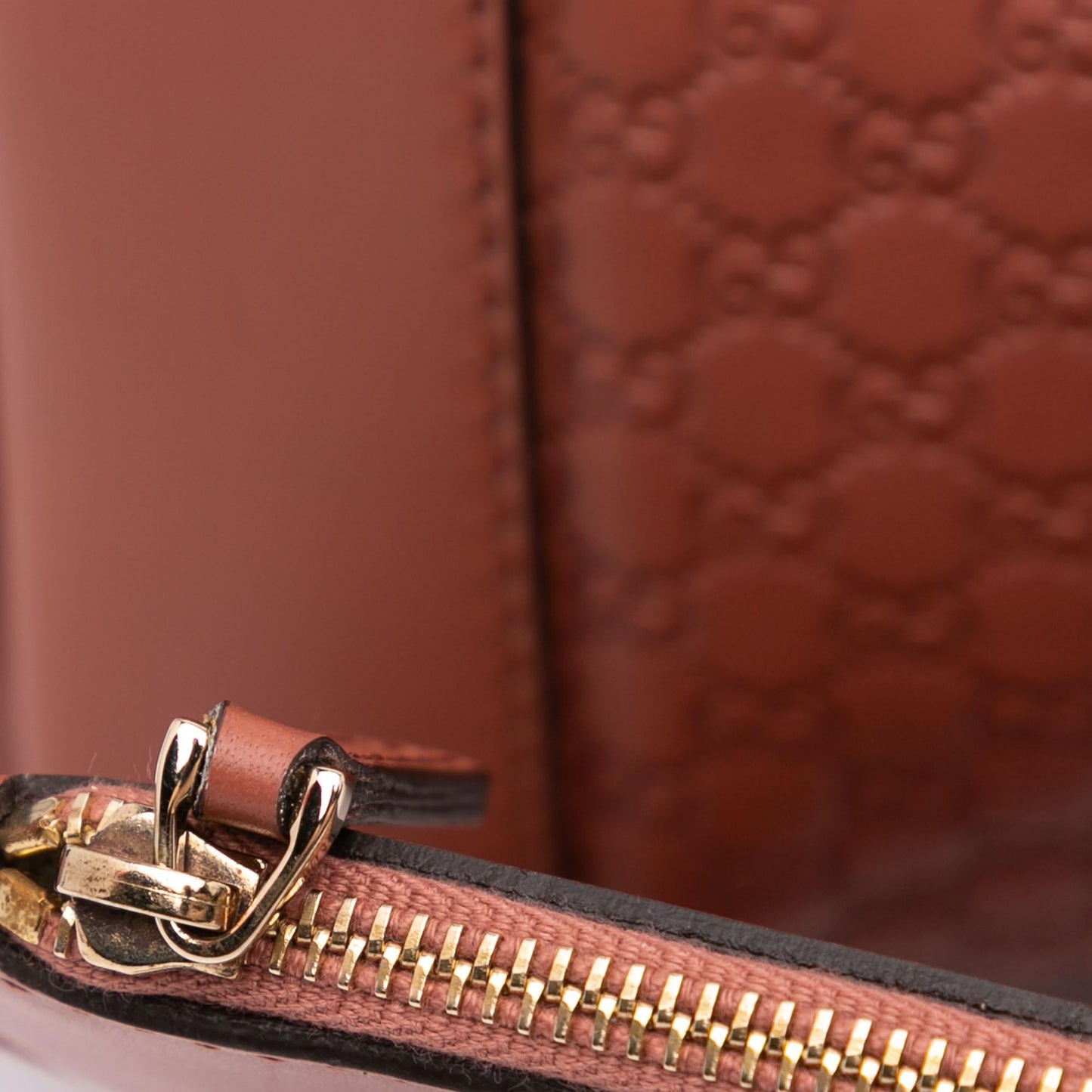 Gucci Medium Microguccissima Craft Tote