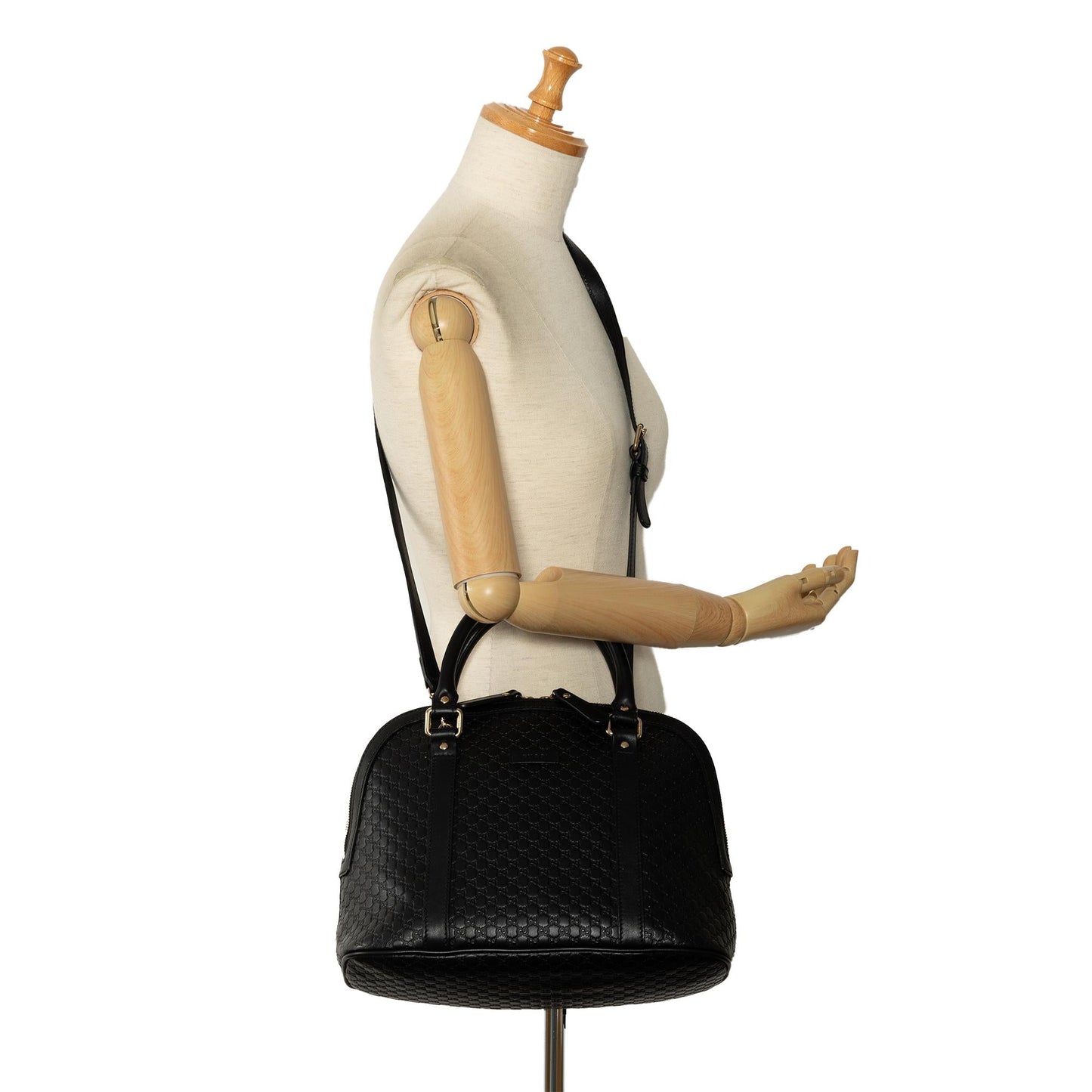 Gucci Medium Microguccissima Dome Satchel (SHG-wK7o9Q)