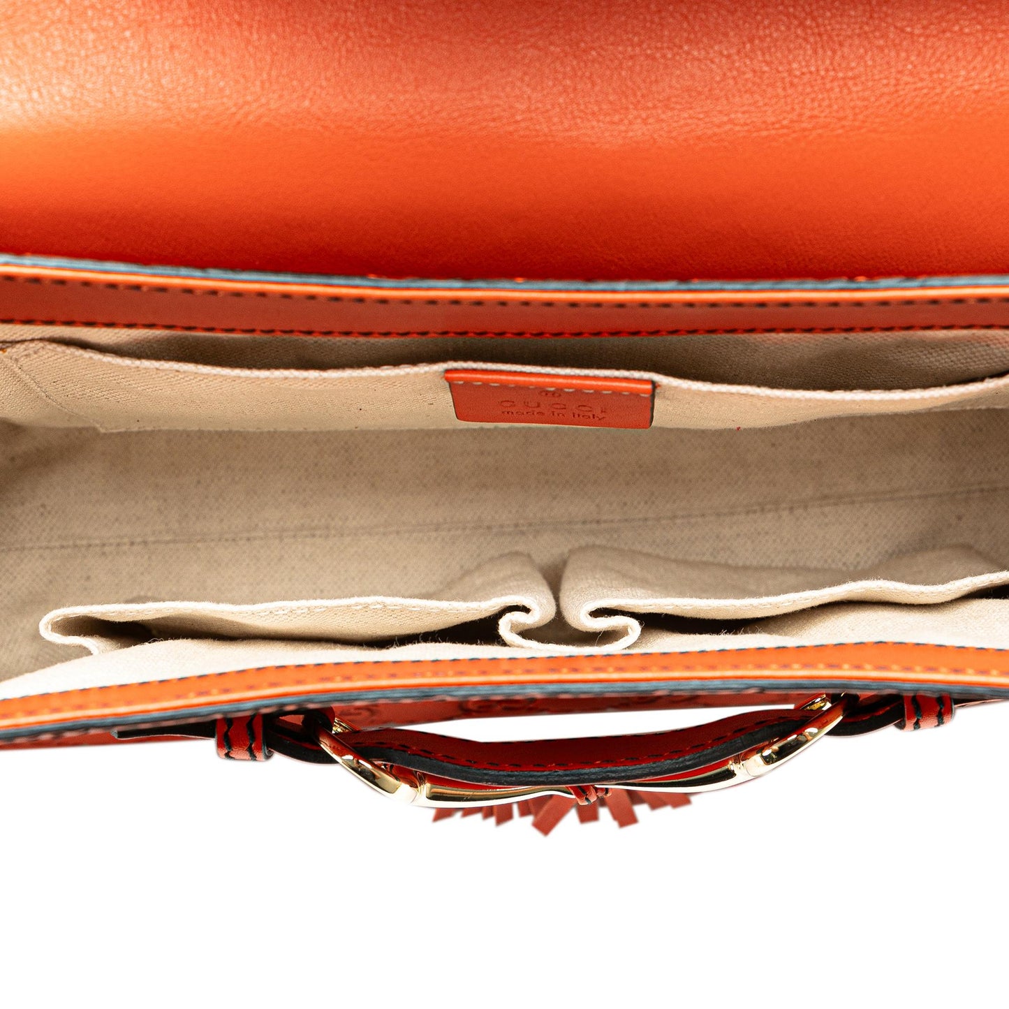 Gucci Medium Microguccissima Emily Shoulder Bag (SHG-i9EtK2)