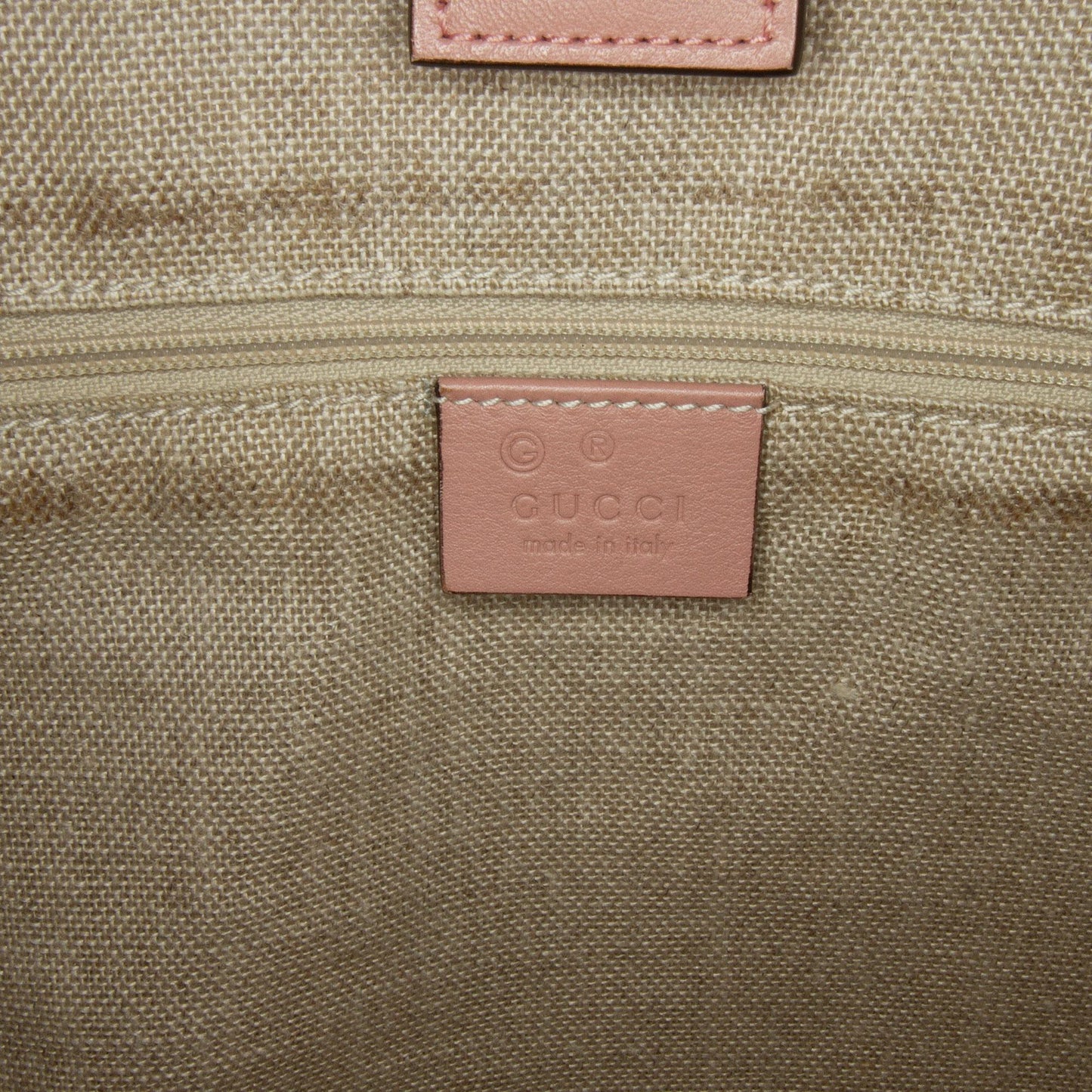 Gucci Medium Microguccissima Joy Tote Bag (SHG-4EdVeA)