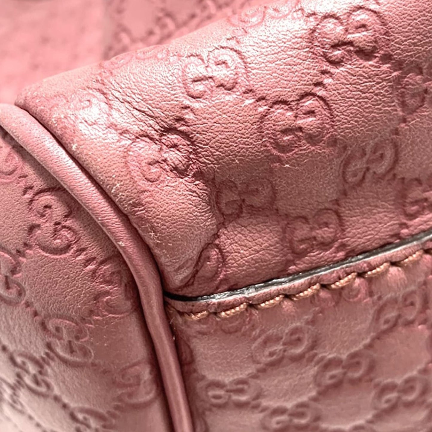 Gucci Medium Microguccissima Sukey Tote (SHG-dhwC7Q)