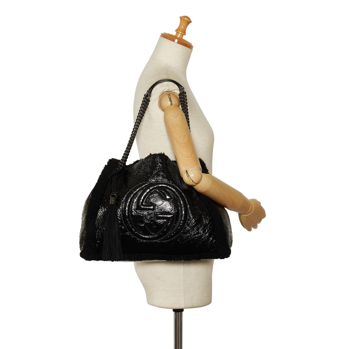 Gucci Medium Patent Shearling Soho Chain Tote (SHG-dATtOX)