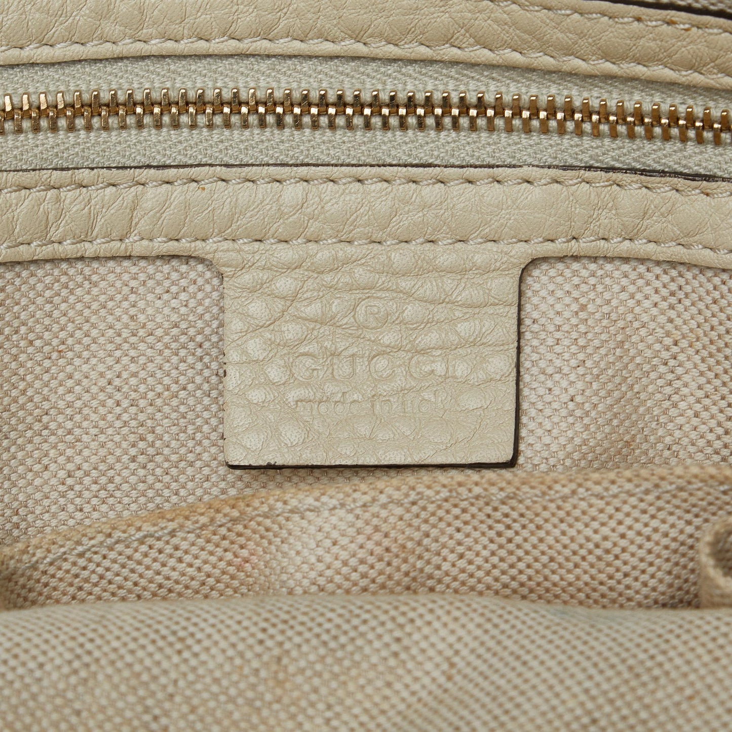 Gucci Medium Raffia Bamboo Shopper Tote (SHG-huzjM4)
