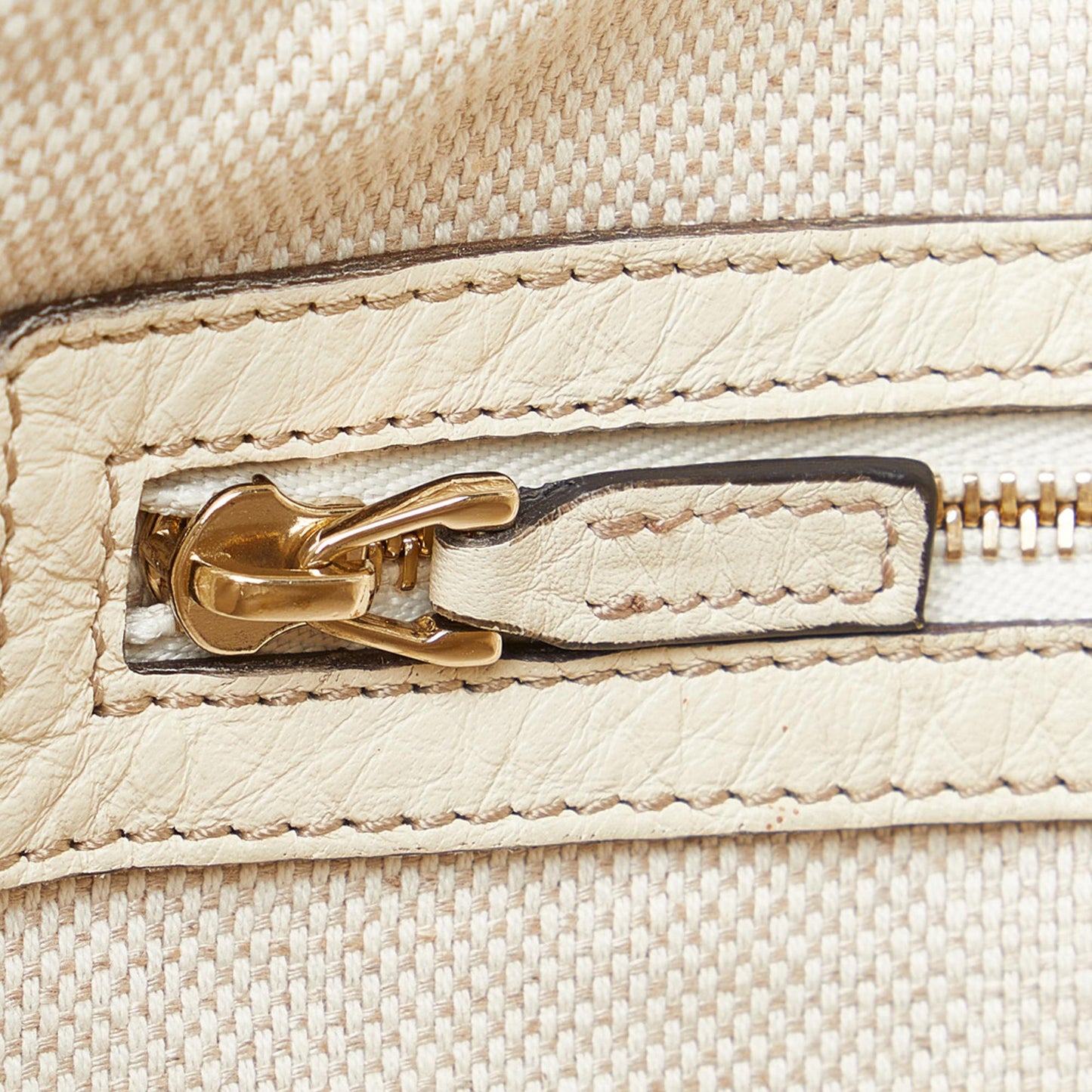 Gucci Medium Soho Cellarius Tote (SHG-YvXL7b)