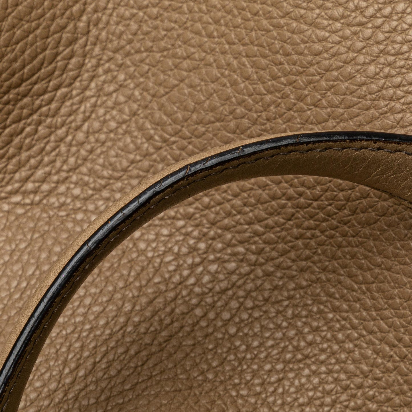 Gucci Medium Soho Cellarius Tote (SHG-WKRqB5)
