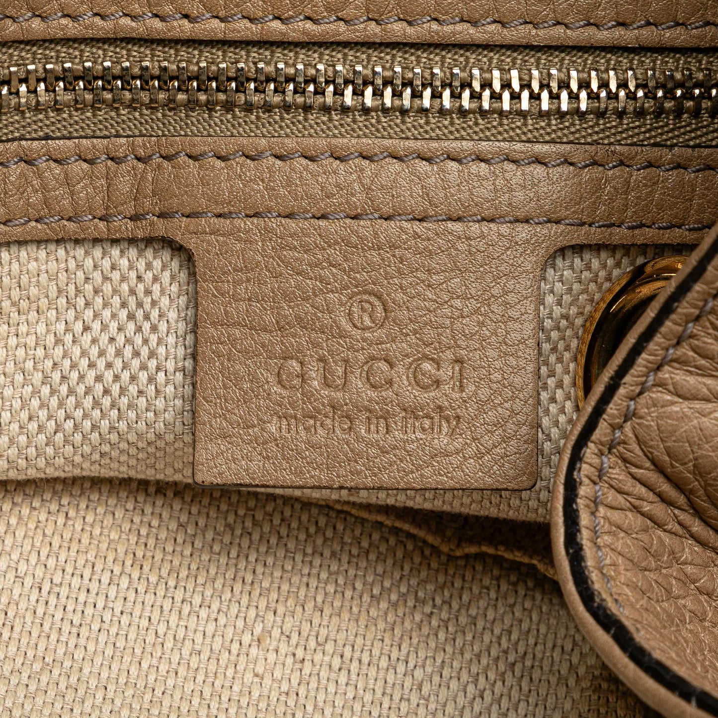 Gucci Medium Soho Cellarius Tote (SHG-WKRqB5)