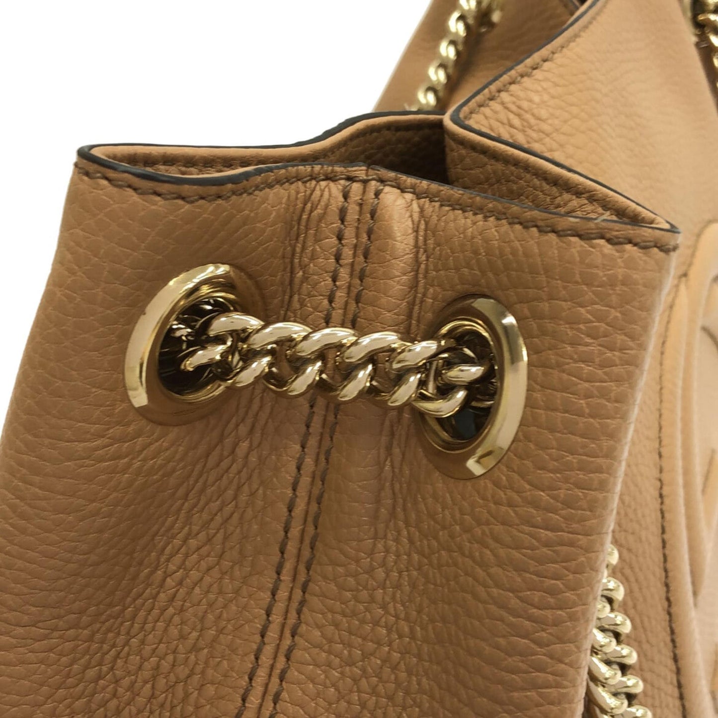 Gucci Medium Soho Chain Tote (SHG-CuLFjb)
