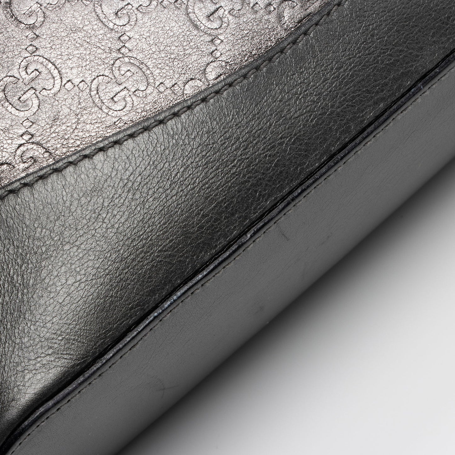 Gucci Metallic Guccissima Leather Small Hobo (SHF-WaBJWh)