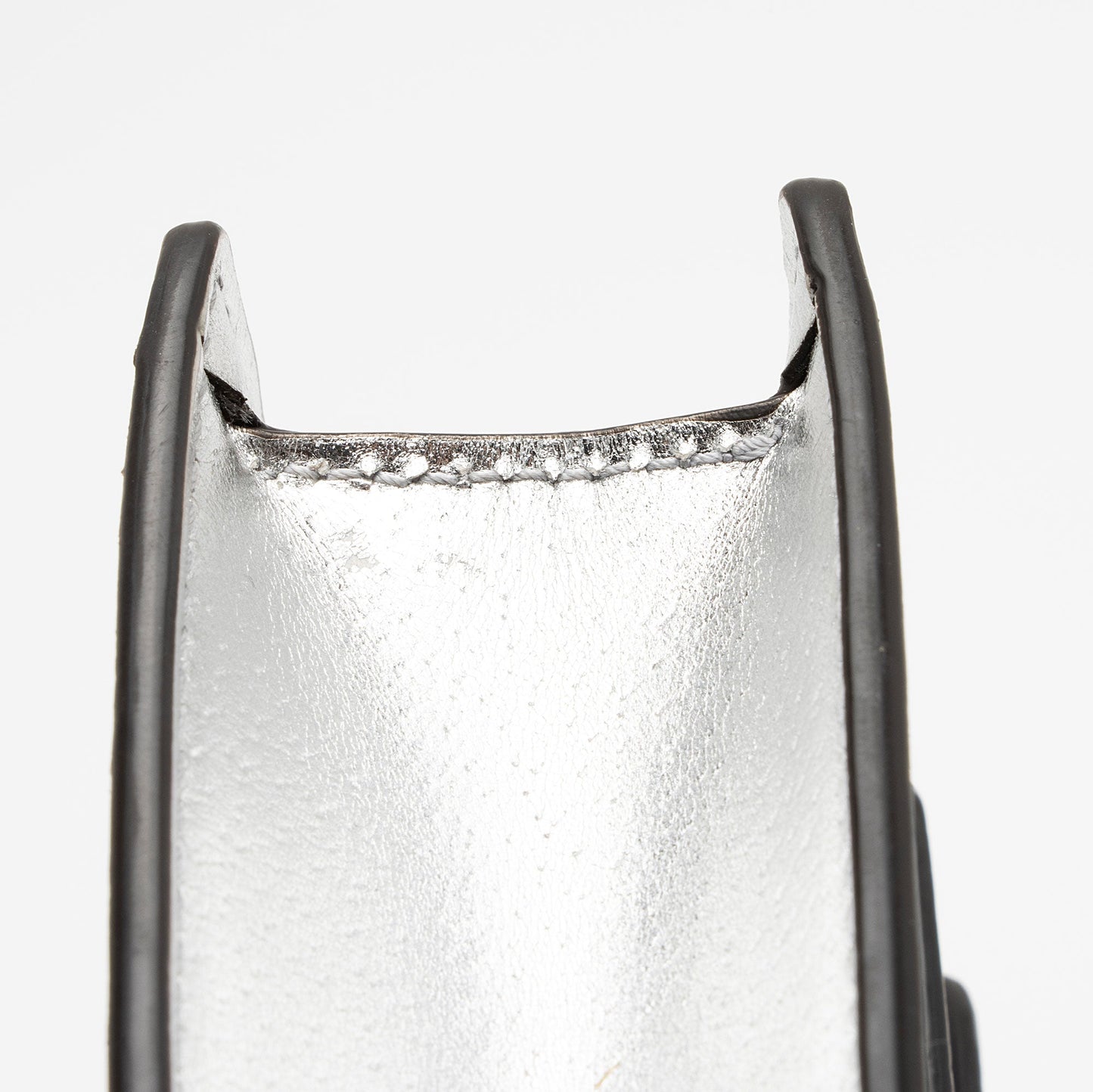 Gucci Metallic Leather Dionysus Super Mini Bag (SHF-PQUwUw)