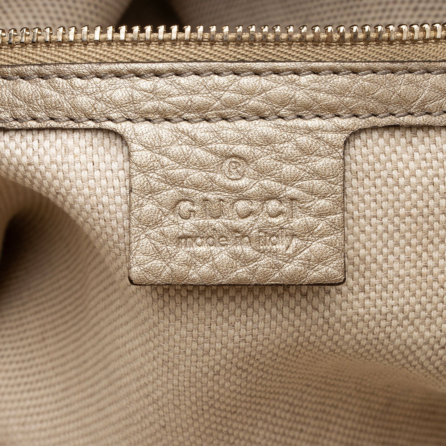 Gucci Metallic Leather Soho Medium Shoulder Bag (SHF-WsyCup)