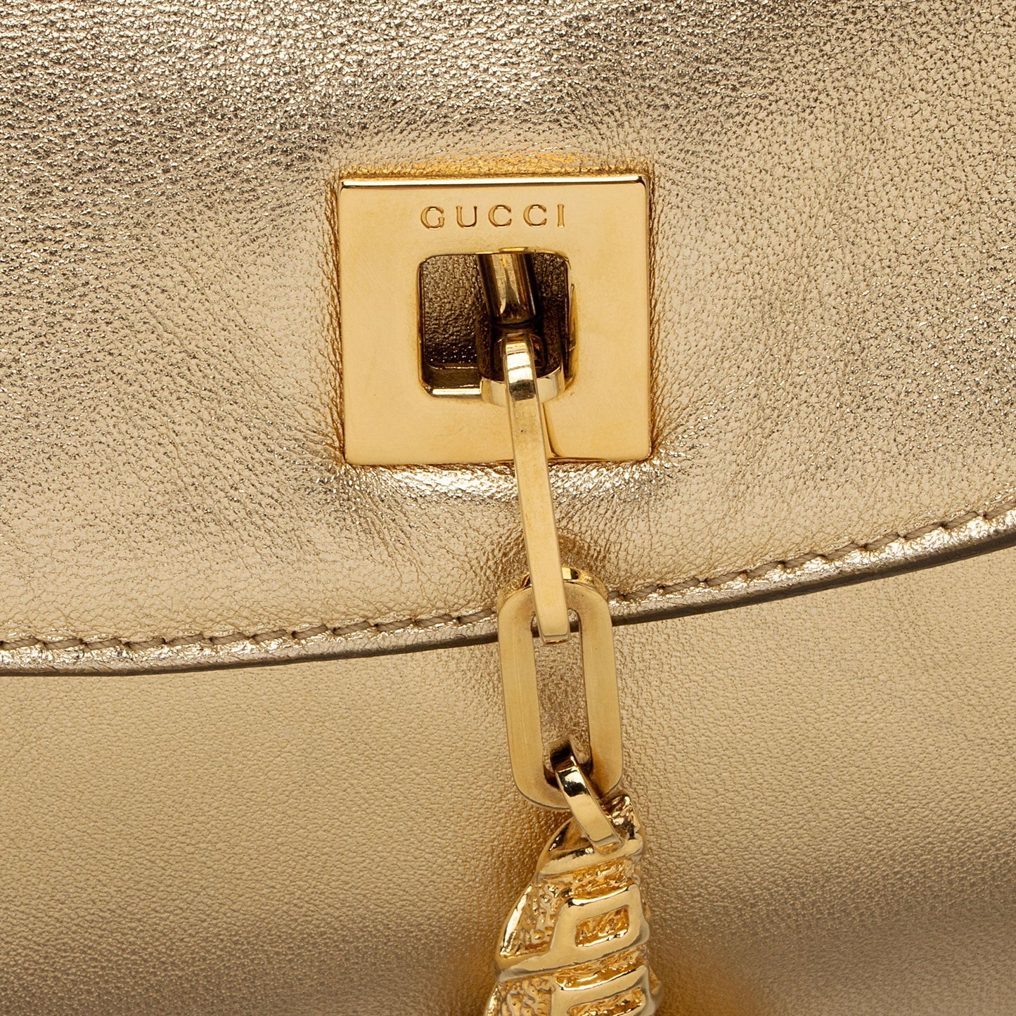 Gucci Metallic Leather Tiger Charm Shoulder Bag (SHF-ltMIAv)