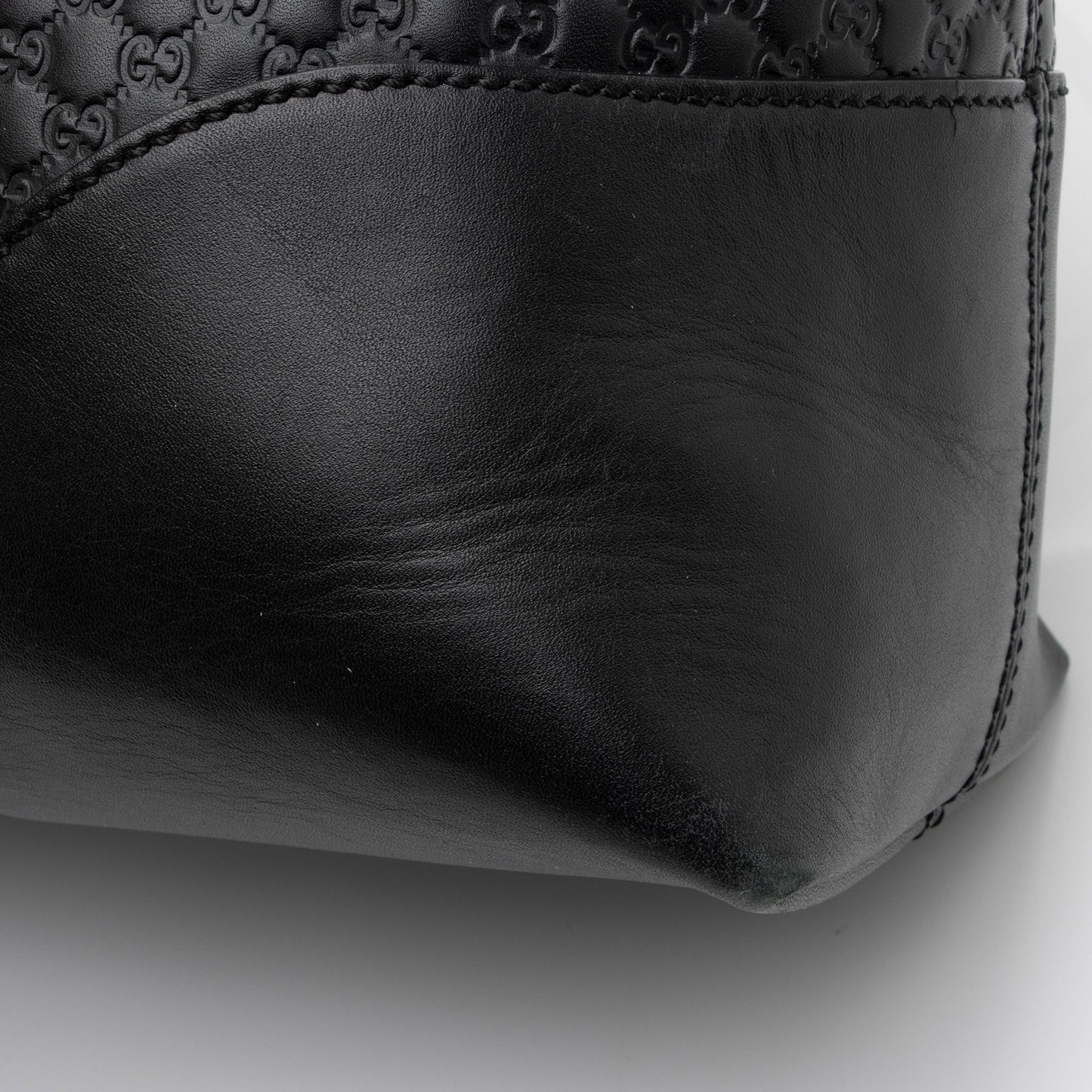 Gucci Microguccissima Leather Bree Small Shoulder Bag (SHF-a6qtmn)