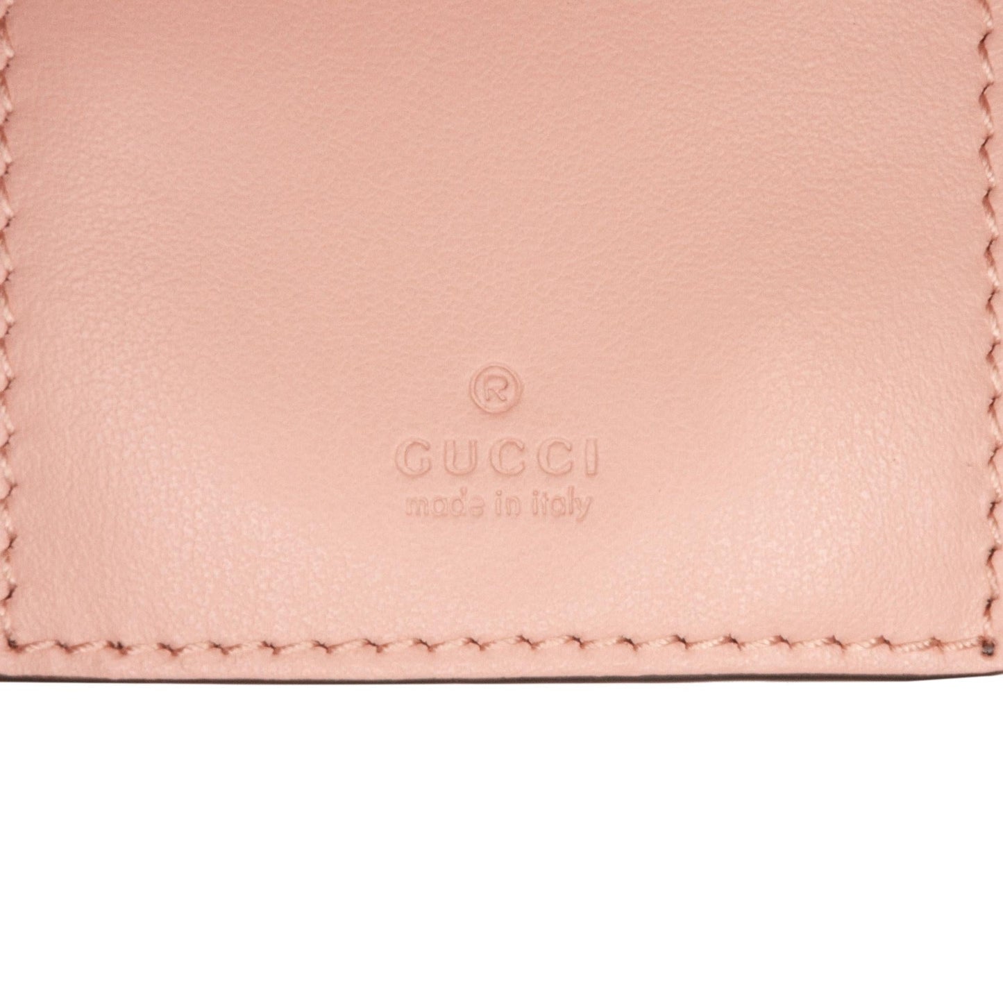 Gucci Mini GG Marmont Matelasse Bucket Bag (SHG-yidCFA)