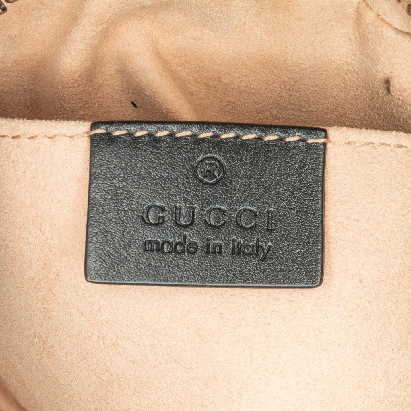 Gucci Mini GG Marmont Matelasse Crossbody Bag (SHG-FuNYR9)