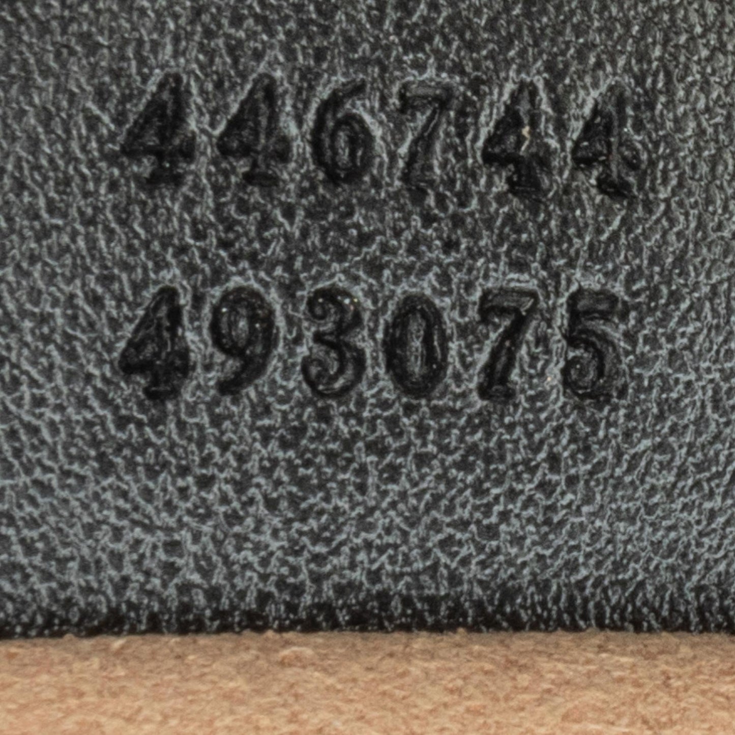 Gucci Mini GG Marmont Matelasse Crossbody (SHG-QNpQD1)