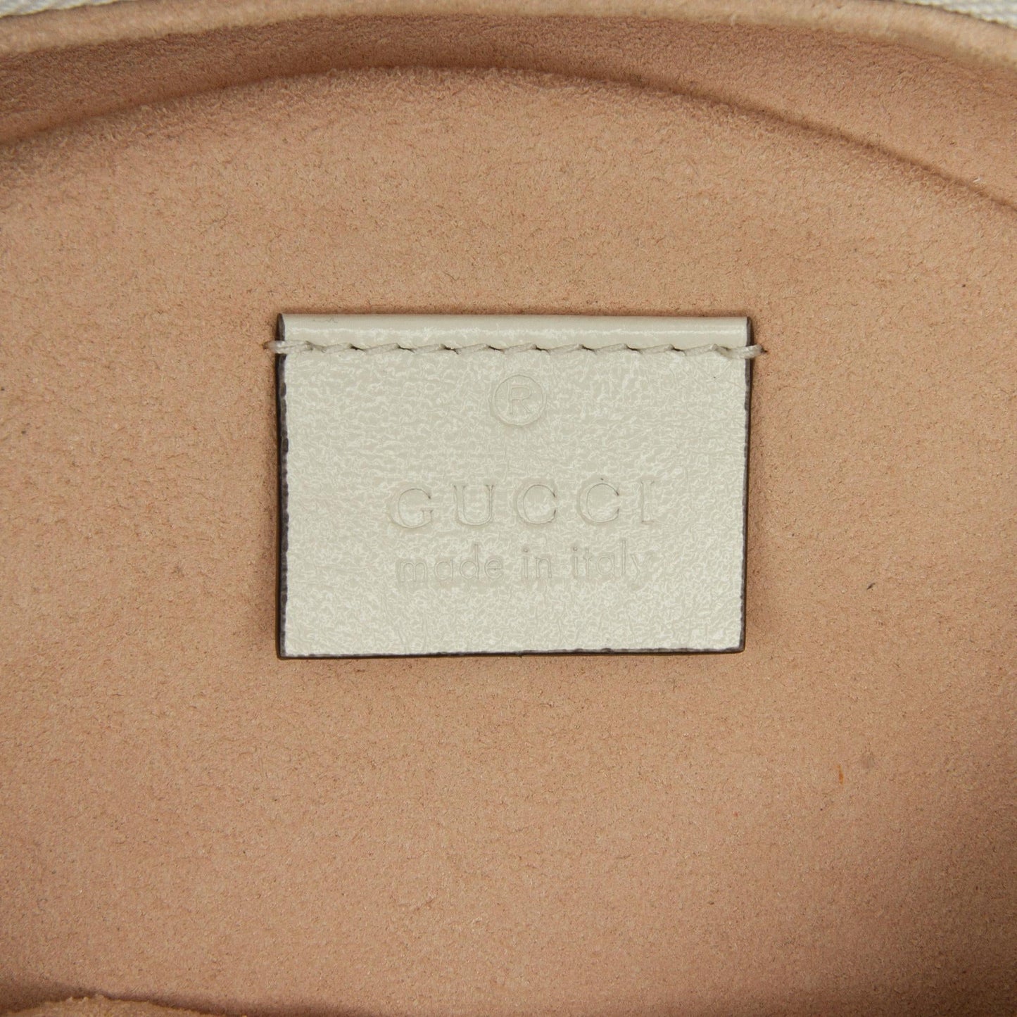 Gucci Mini GG Marmont Round Leather Crossbody Bag (SHG-Djif6j)